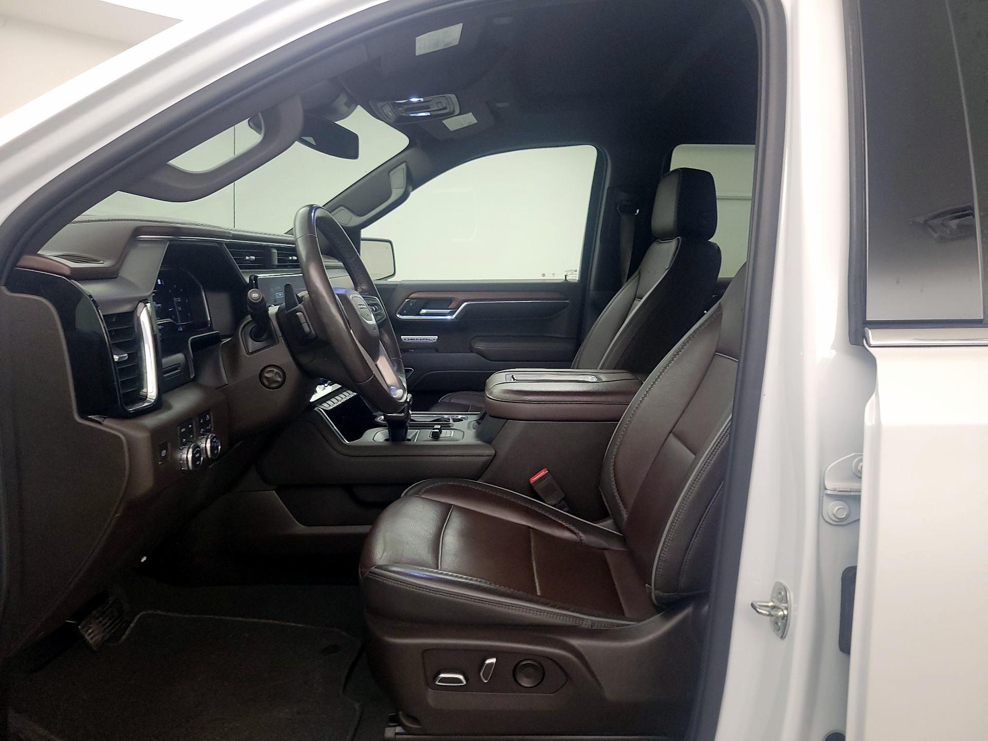 Thumbnail: 2022 GMC Sierra 1500 - 11