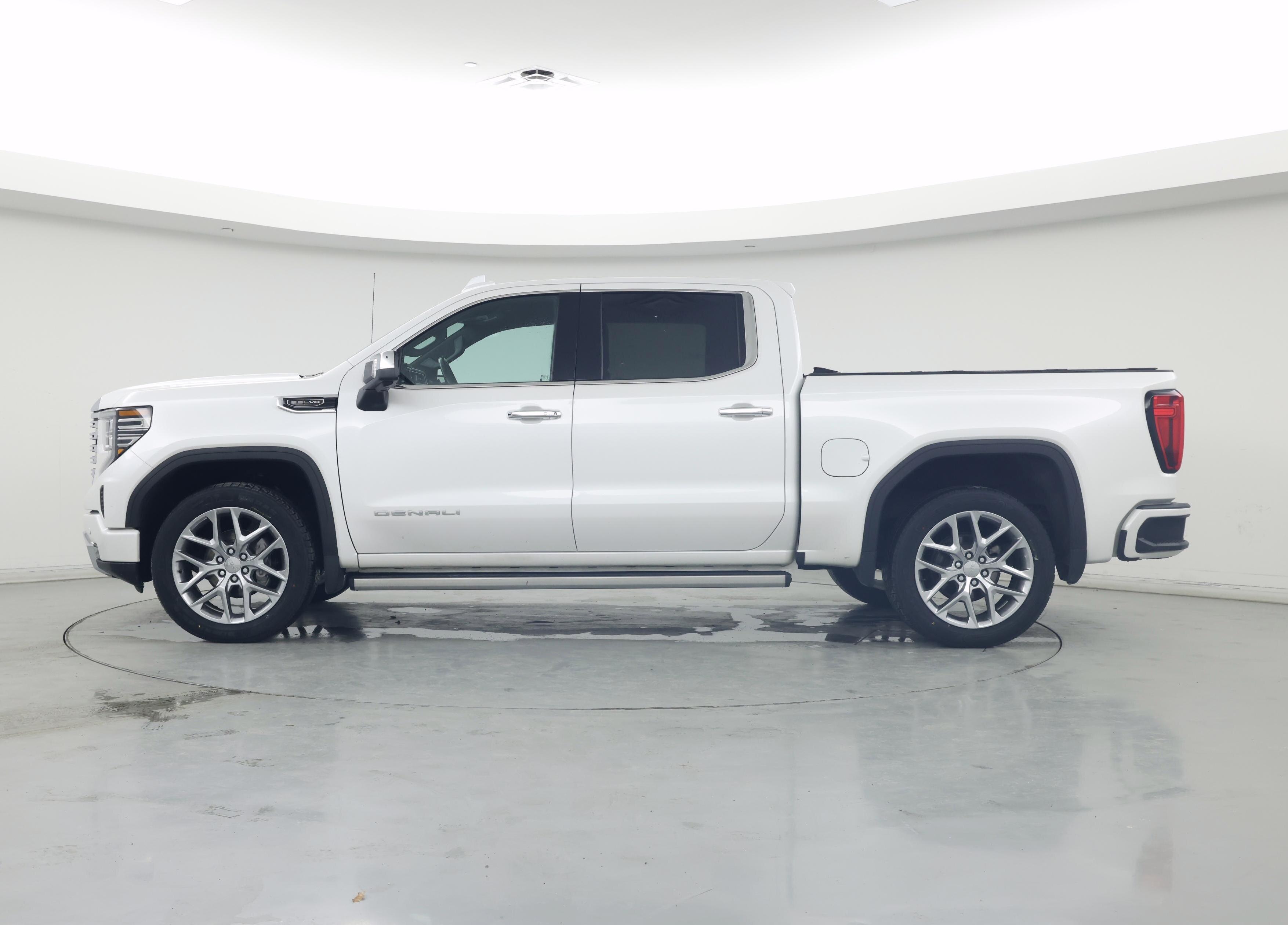 Thumbnail: 2022 GMC Sierra 1500 - 3