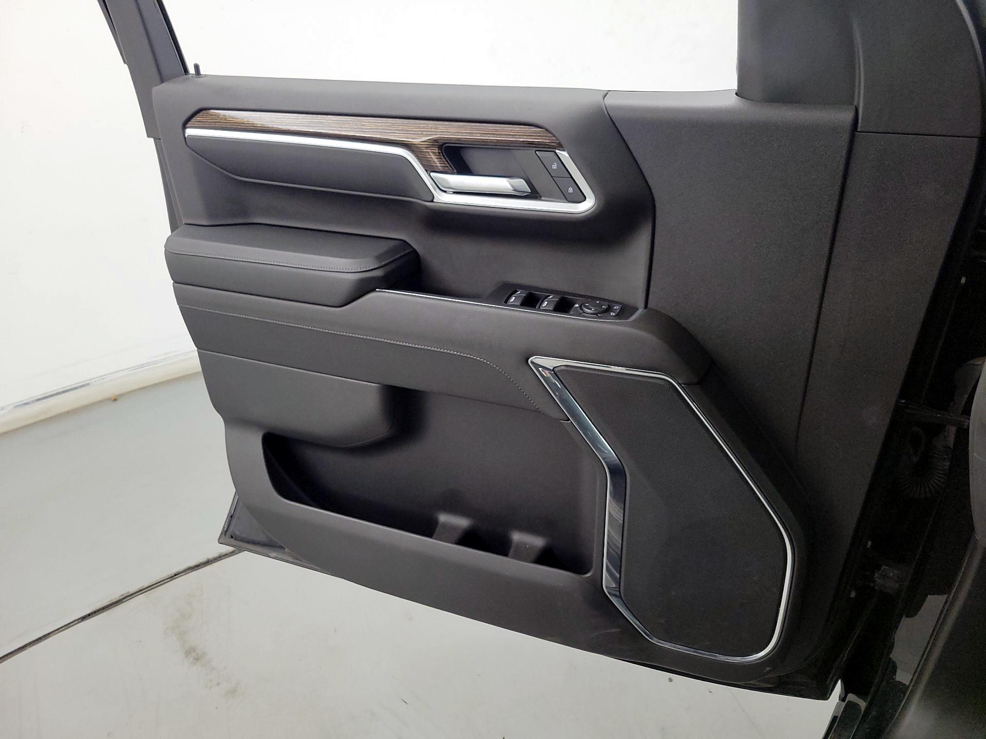 Thumbnail: 2023 GMC Sierra 1500 - 12