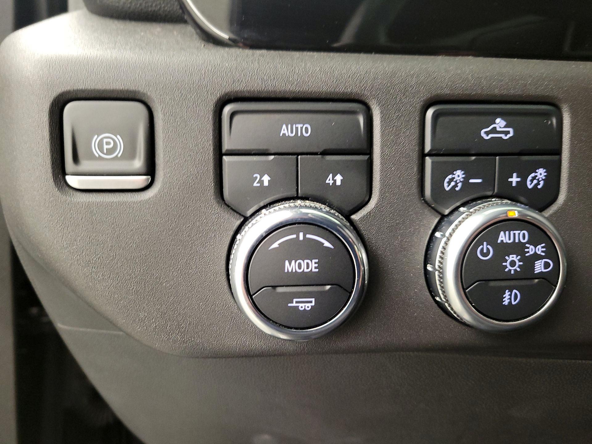 Thumbnail: 2023 GMC Sierra 1500 - 13