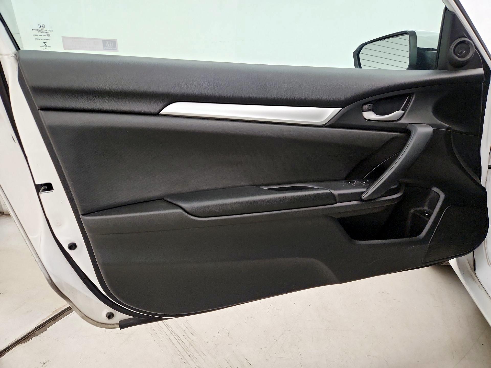 Thumbnail: 2019 Honda Civic - 12