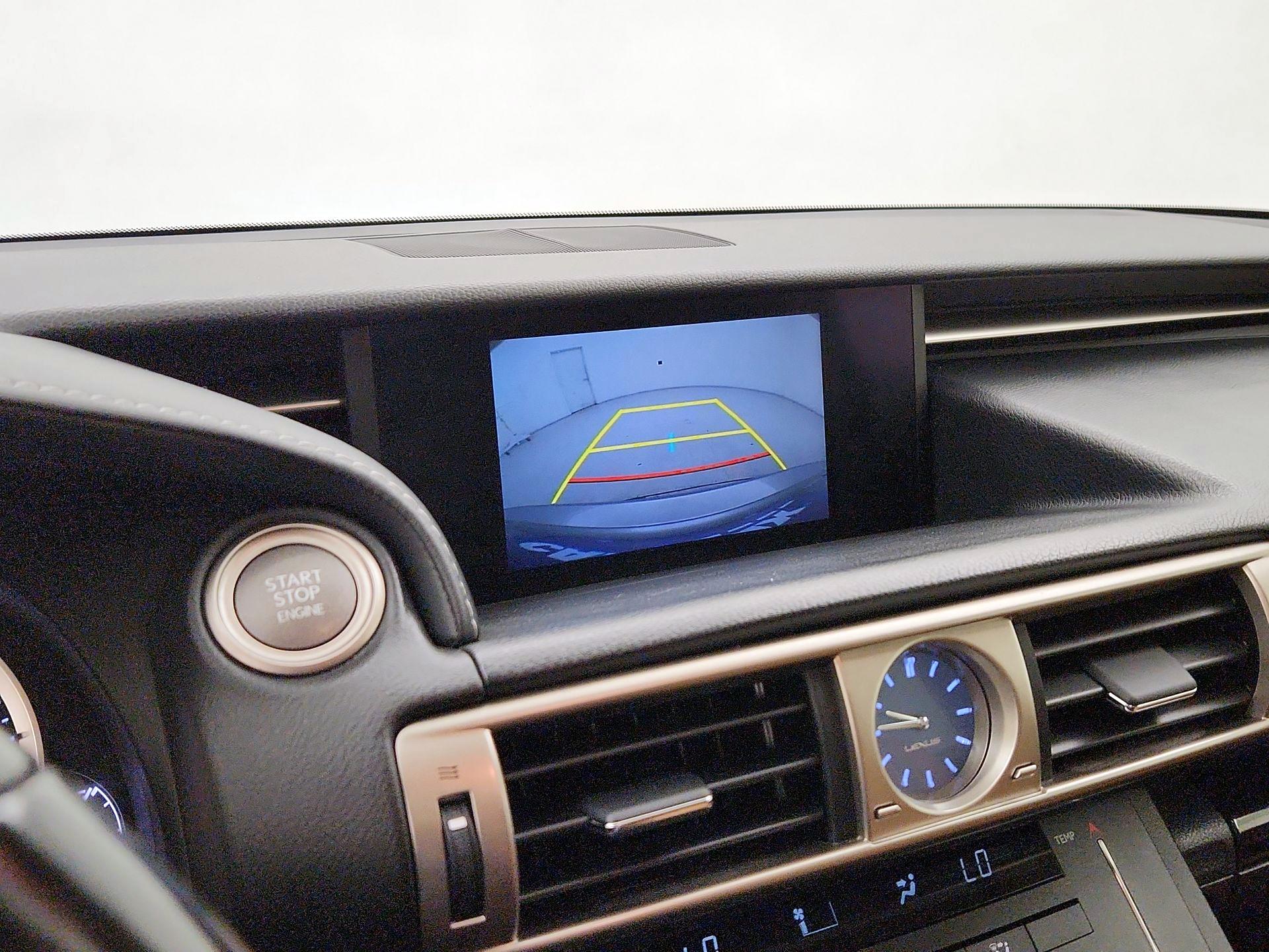 Thumbnail: 2016 Lexus IS - 14