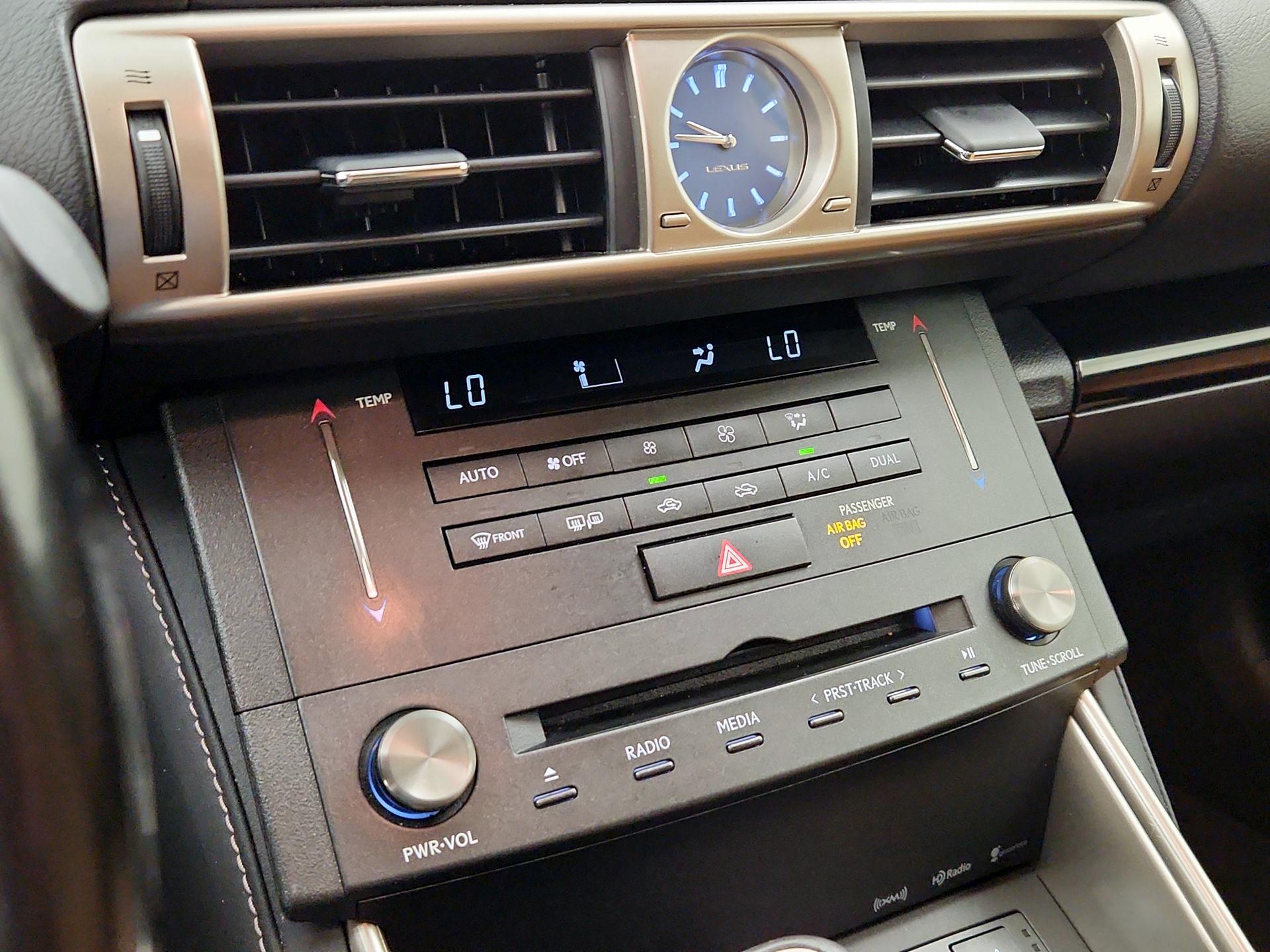 Thumbnail: 2016 Lexus IS - 16