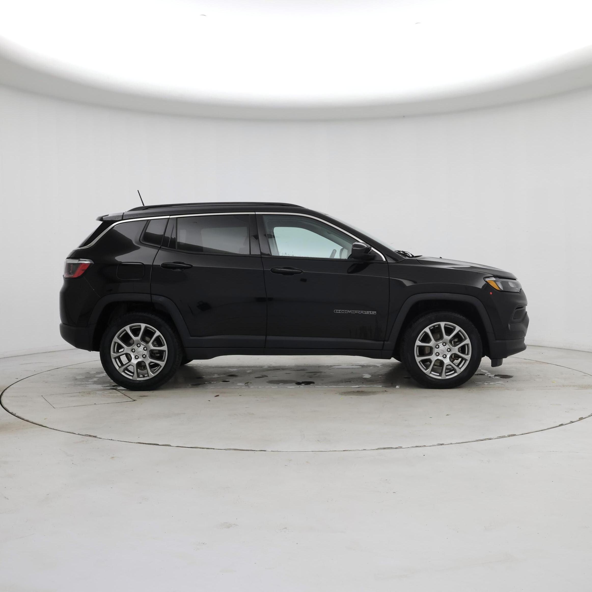 Thumbnail: 2022 Jeep Compass - 7