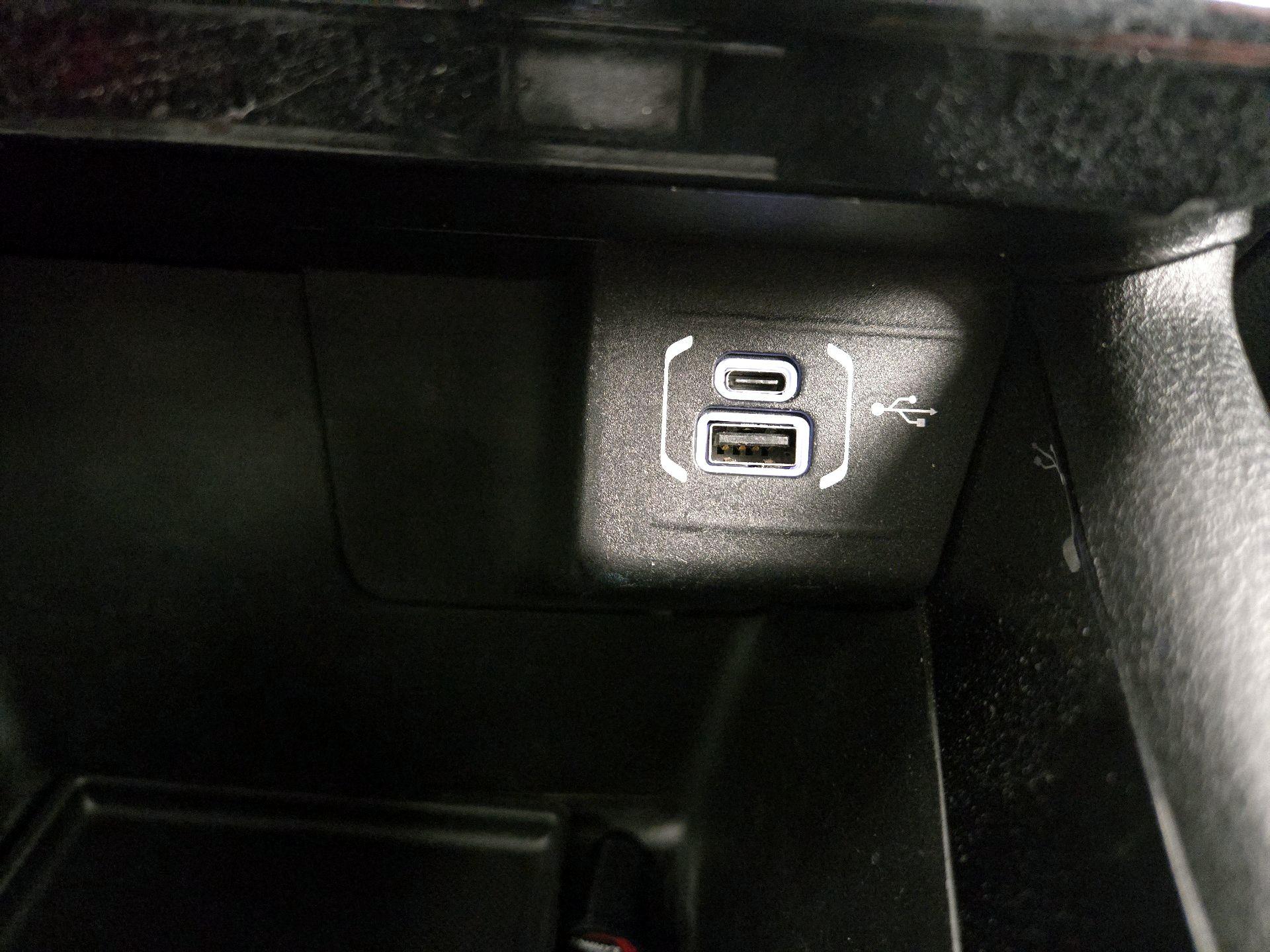 Thumbnail: 2022 Jeep Compass - 18