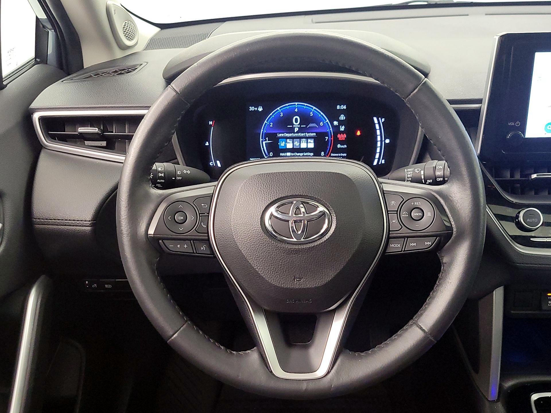 Thumbnail: 2023 Toyota Corolla Cross - 10