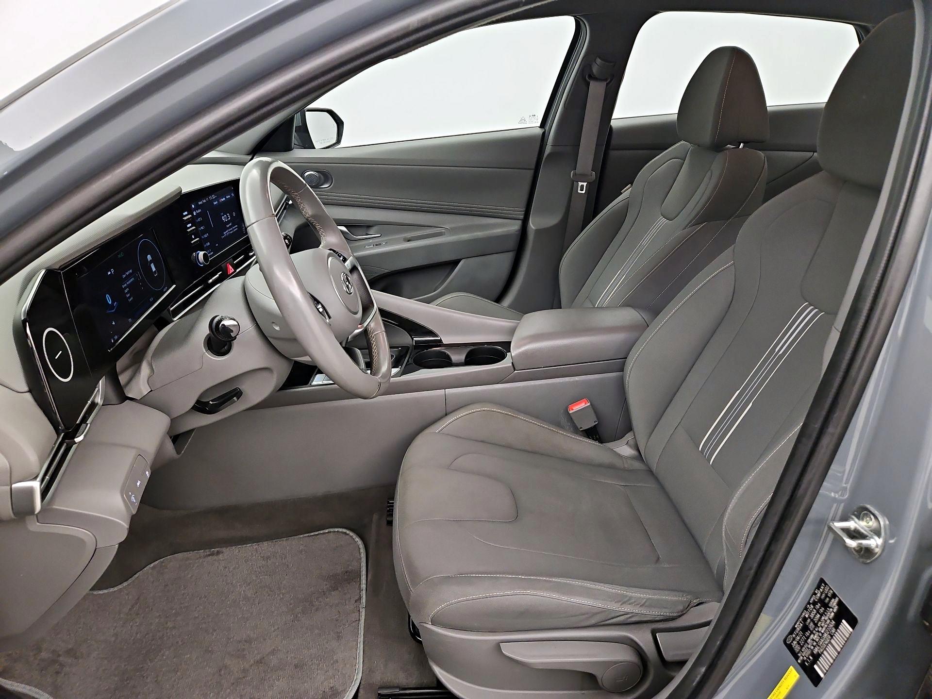 Thumbnail: 2021 Hyundai Elantra - 11