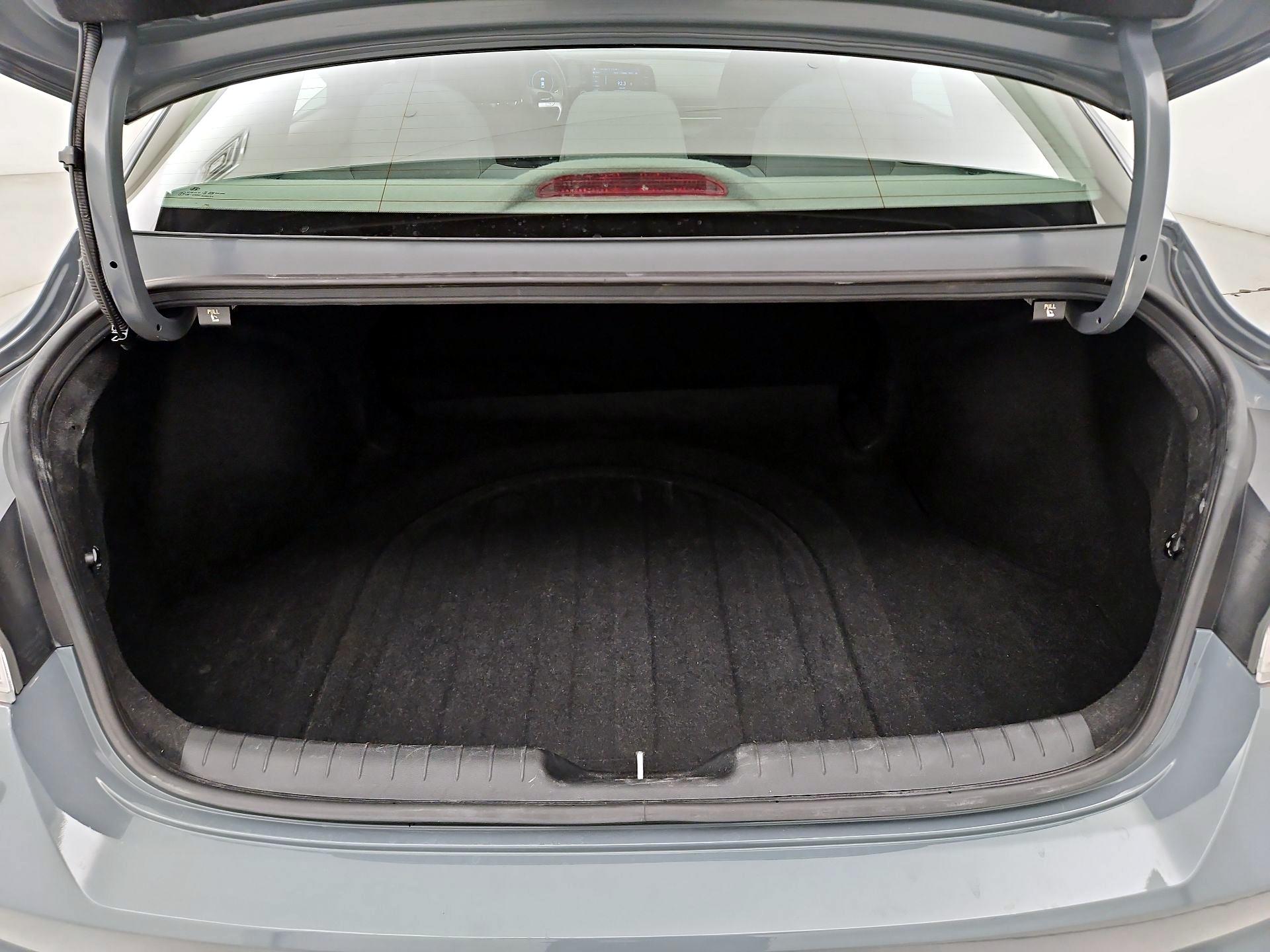 Thumbnail: 2021 Hyundai Elantra - 20