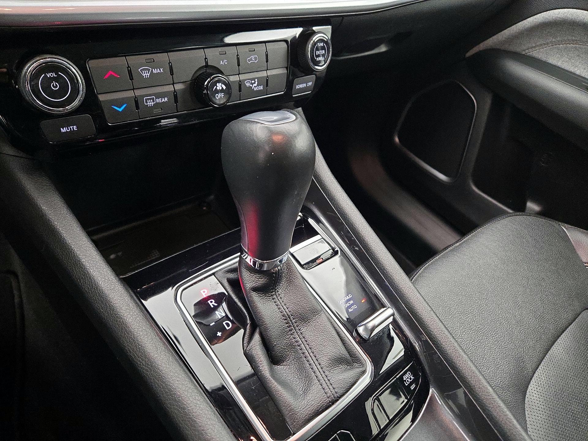 Thumbnail: 2022 Jeep Compass - 17