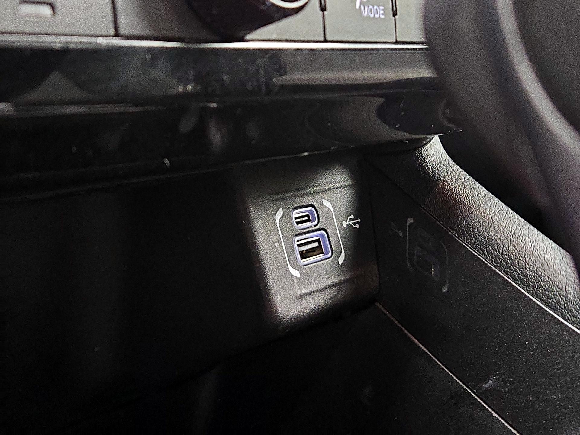 Thumbnail: 2022 Jeep Compass - 18