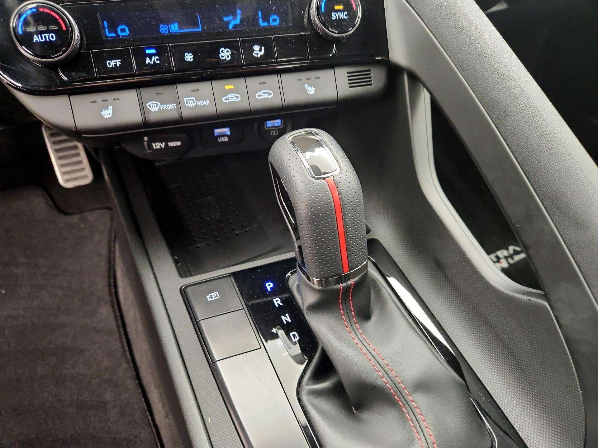 Thumbnail: 2023 Hyundai Elantra - 18