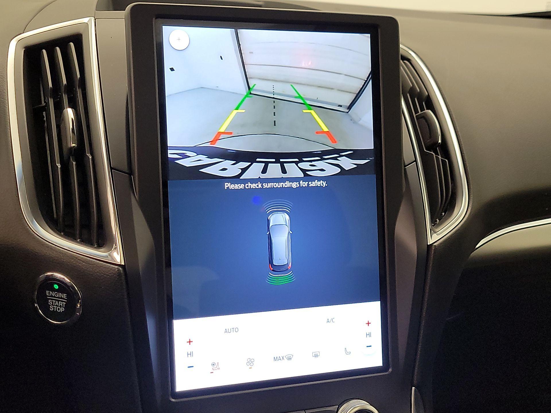 Thumbnail: 2022 Ford Edge - 14