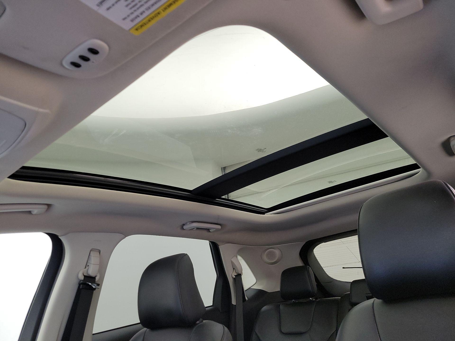 Thumbnail: 2022 Ford Edge - 19