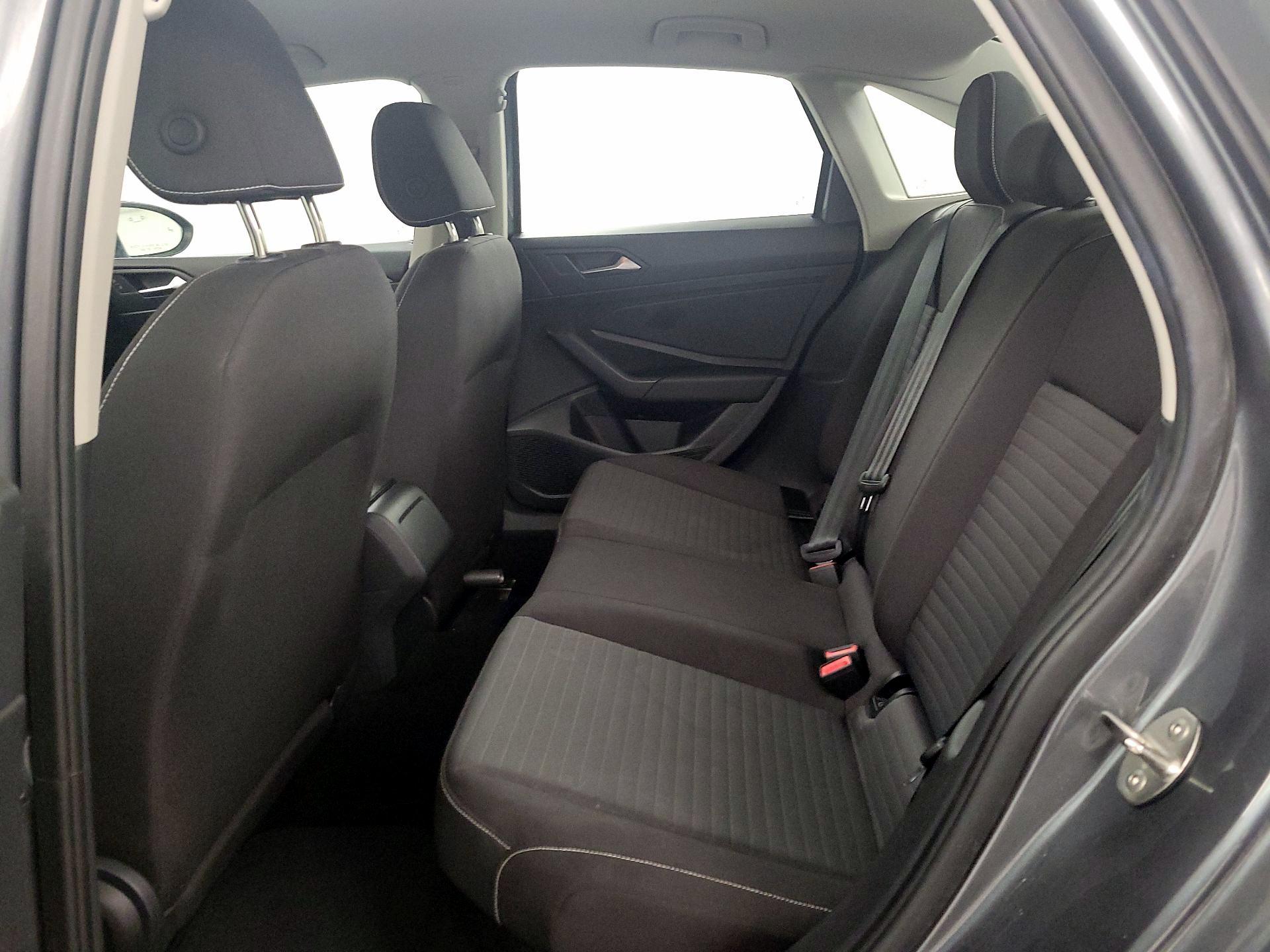 Thumbnail: 2024 Volkswagen Jetta - 19