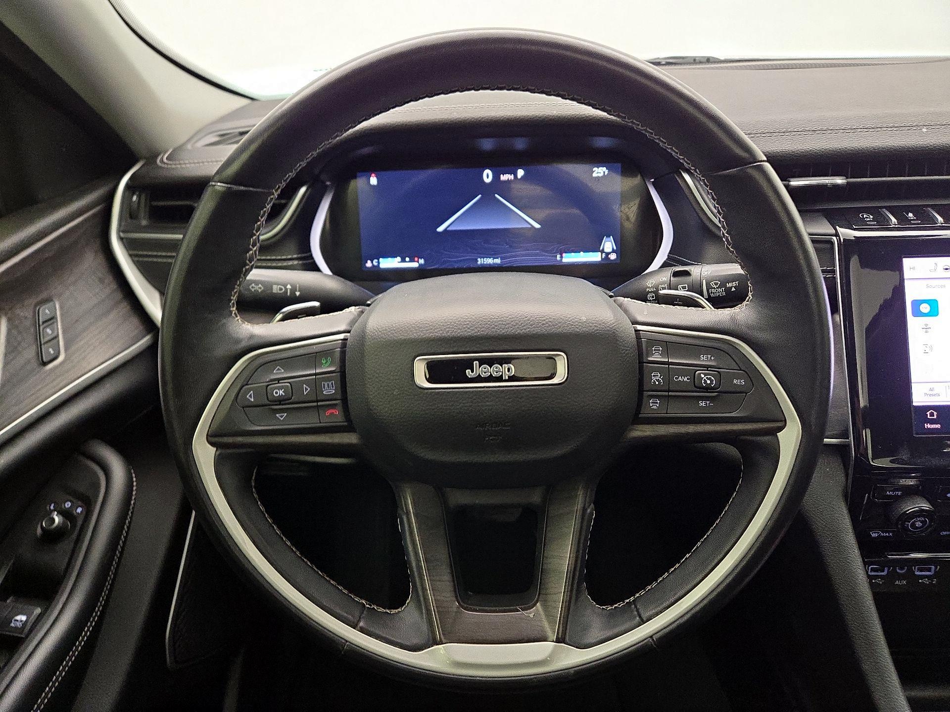 Thumbnail: 2022 Jeep Grand Cherokee - 10