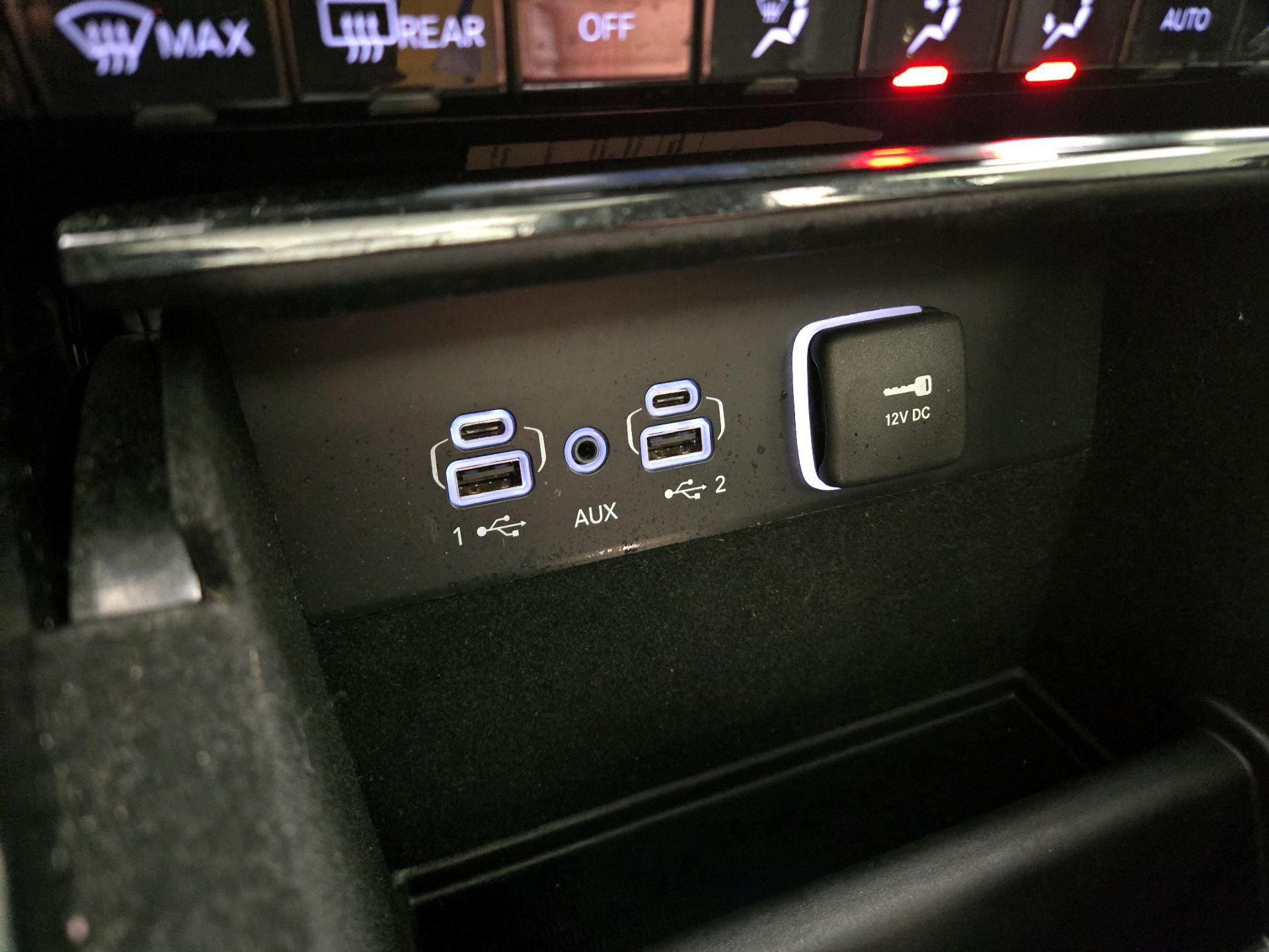 Thumbnail: 2022 Jeep Grand Cherokee - 18