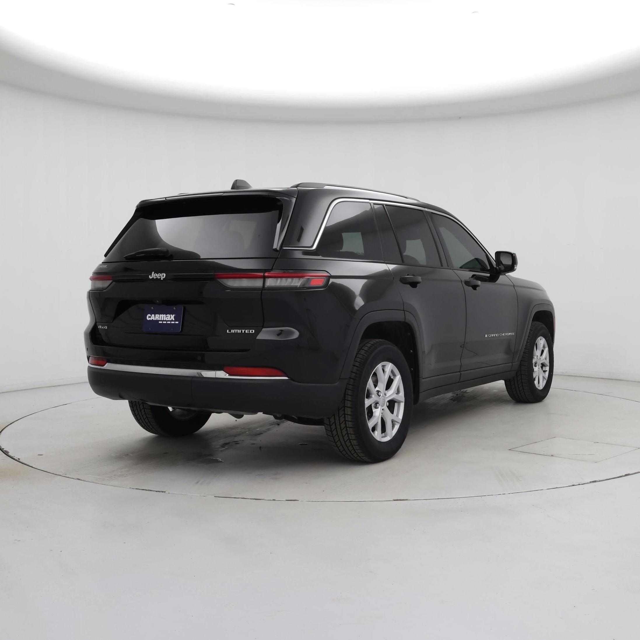 Thumbnail: 2022 Jeep Grand Cherokee - 8