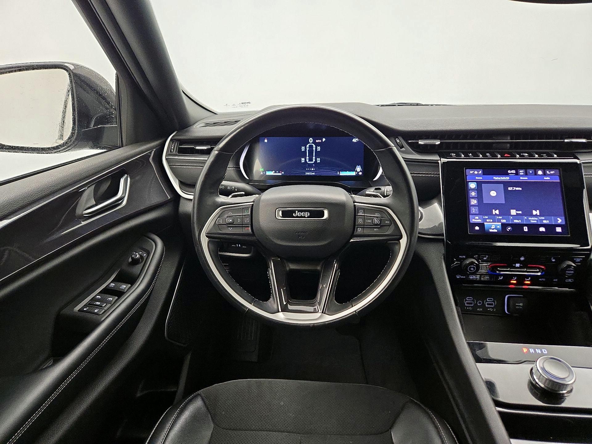 Thumbnail: 2022 Jeep Grand Cherokee - 10