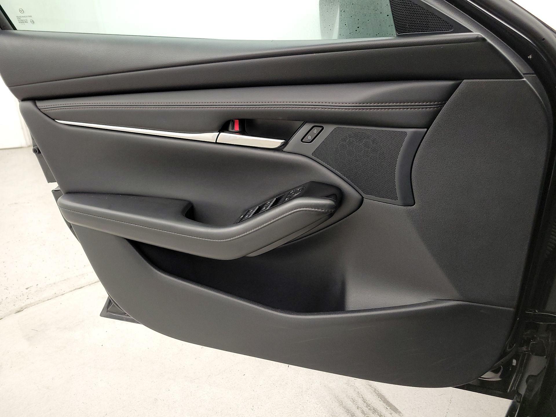 Thumbnail: 2025 Mazda Mazda3 - 12