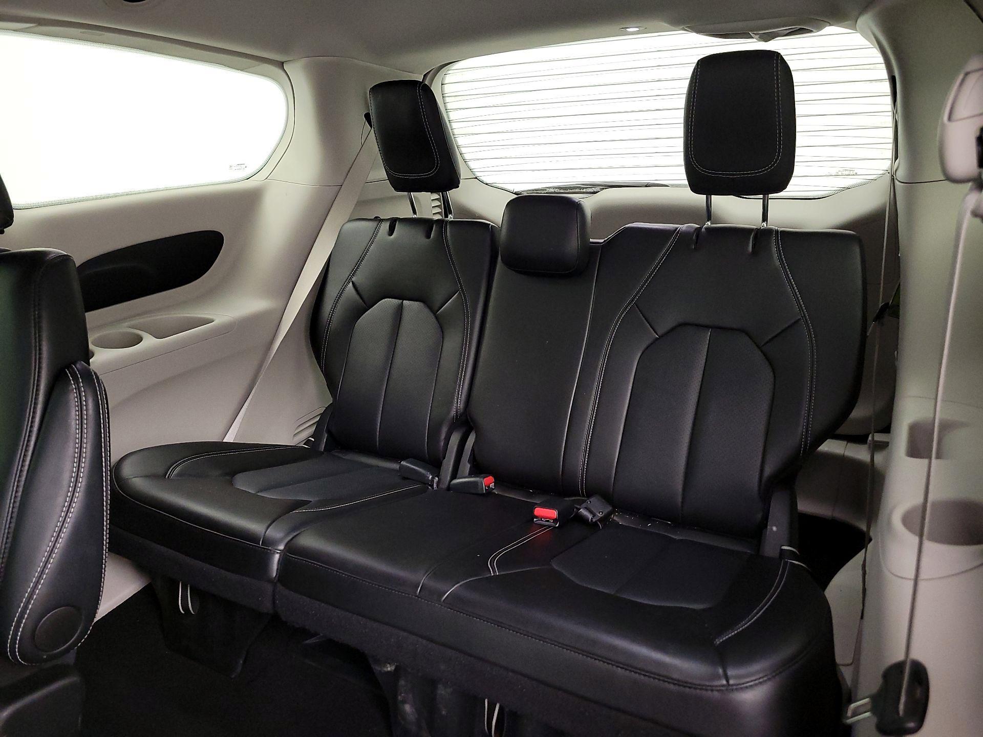 Thumbnail: 2024 Chrysler Pacifica - 20