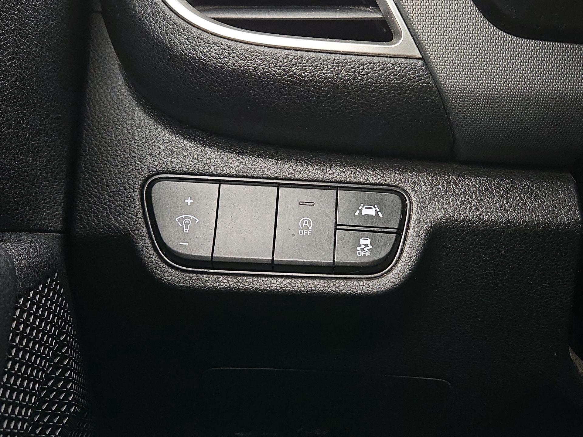 Thumbnail: 2022 Kia Seltos - 13