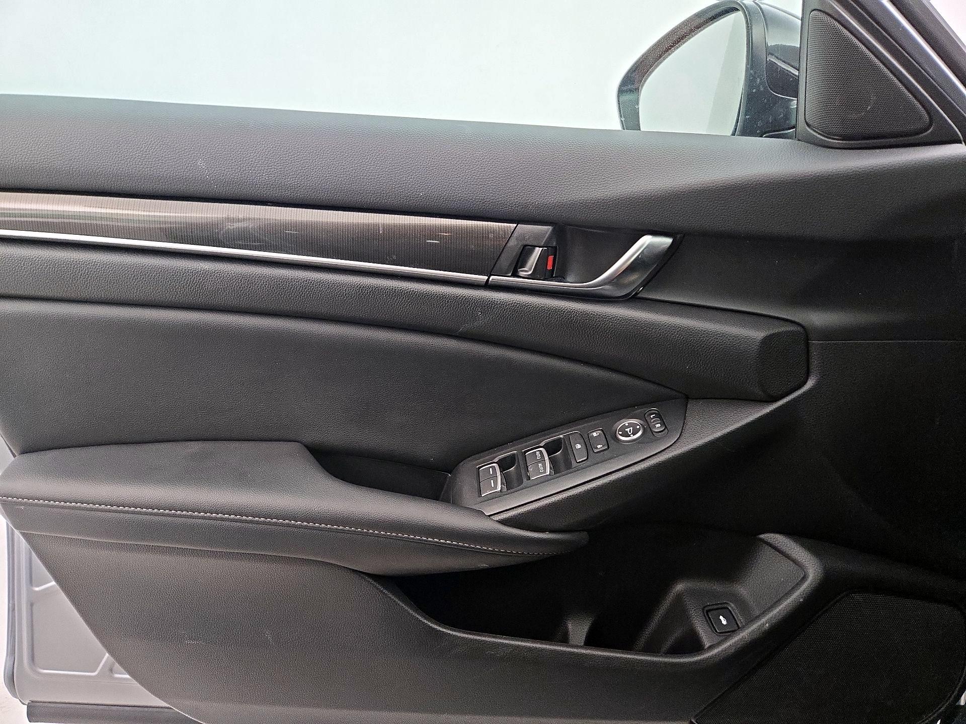 Thumbnail: 2022 Honda Accord - 12