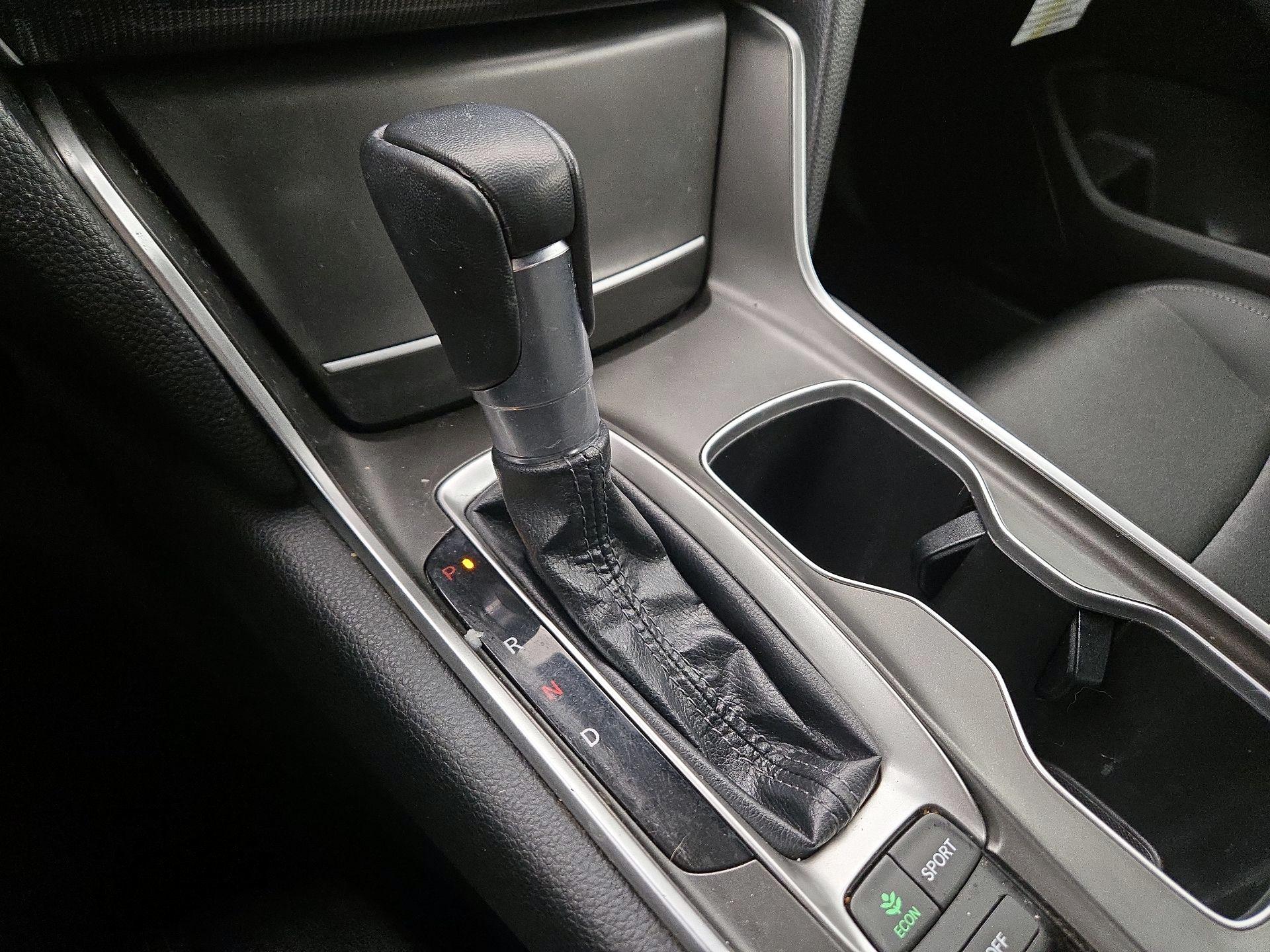 Thumbnail: 2022 Honda Accord - 17