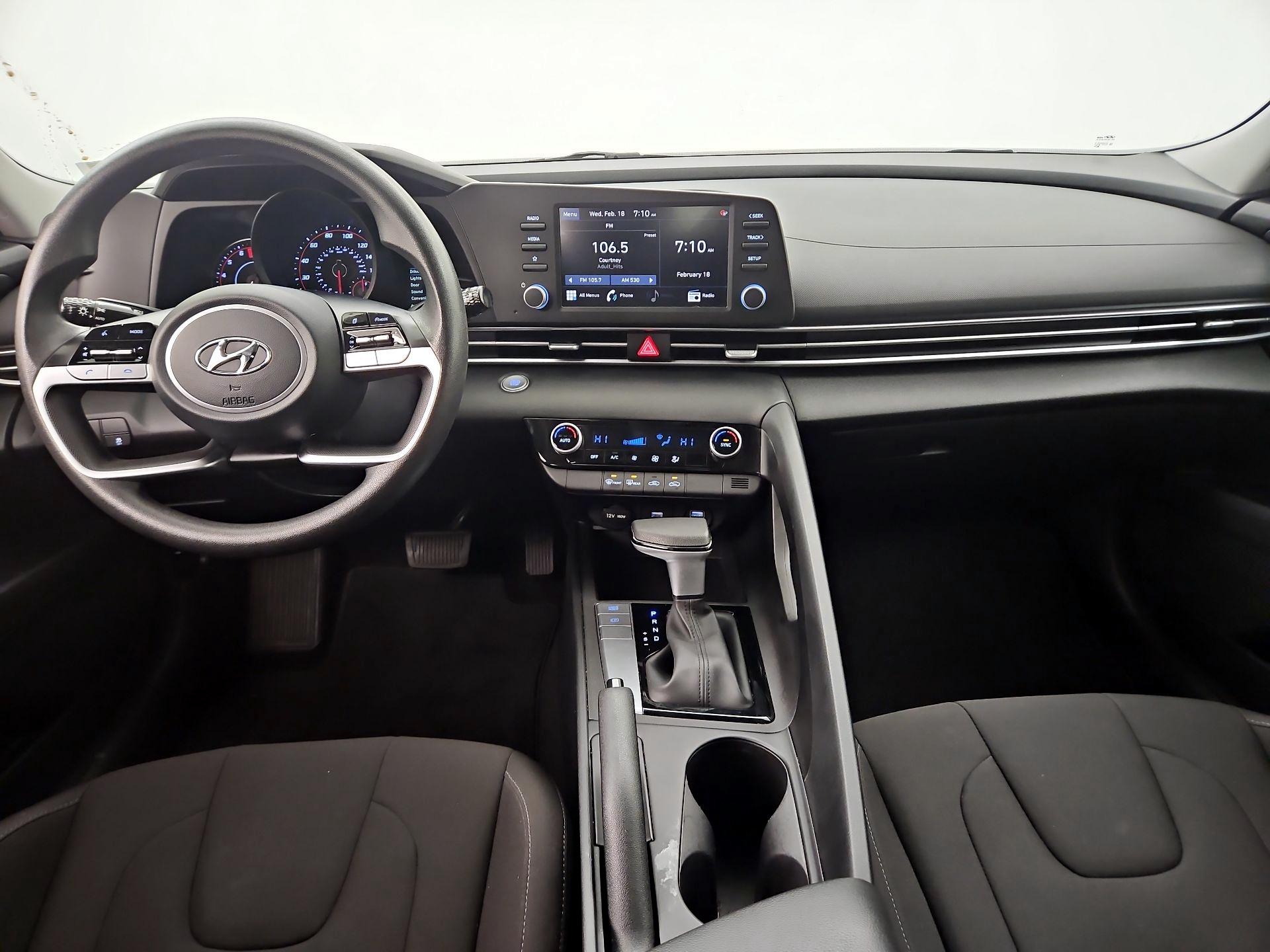 Thumbnail: 2023 Hyundai Elantra - 9