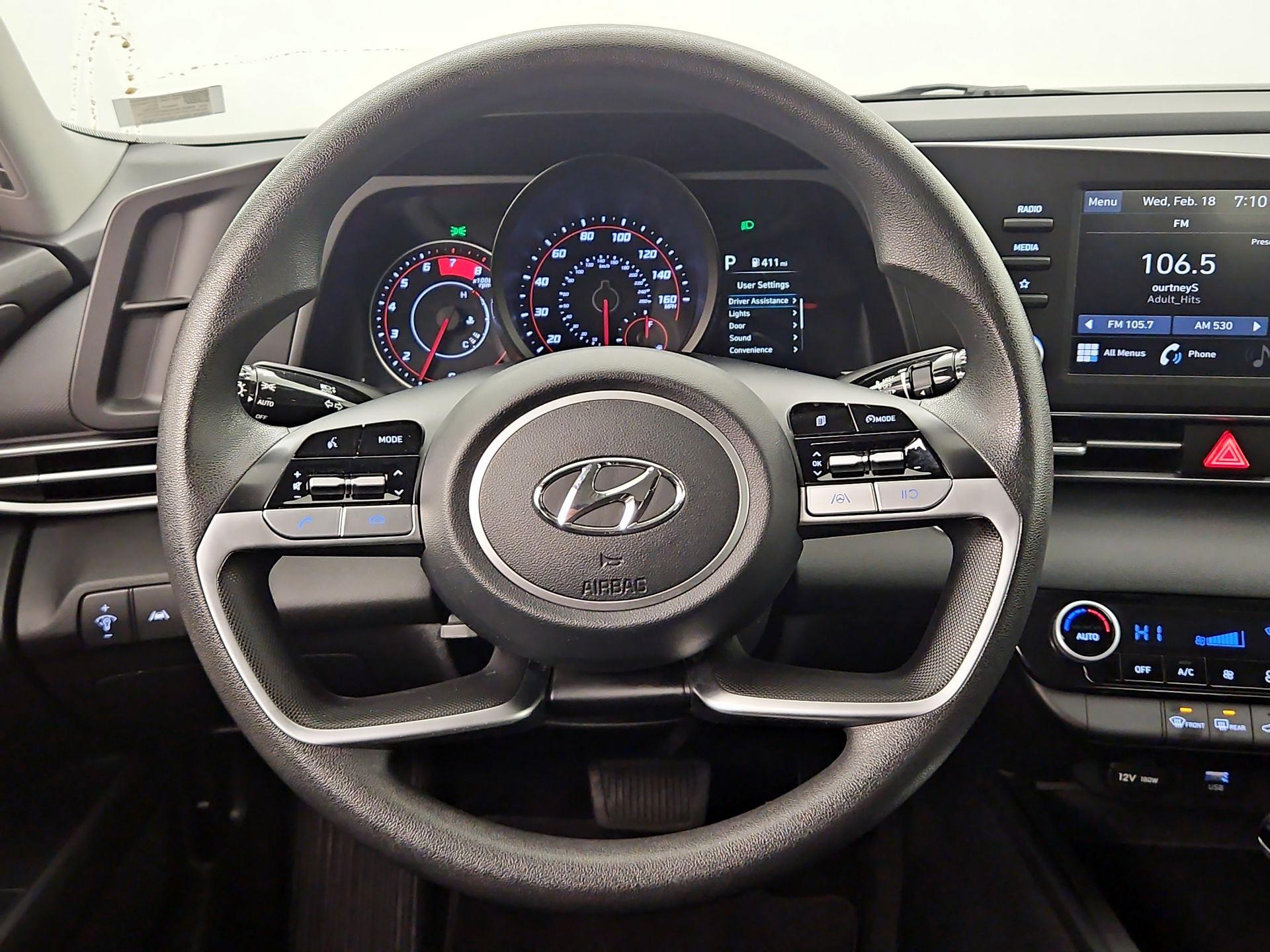 Thumbnail: 2023 Hyundai Elantra - 10