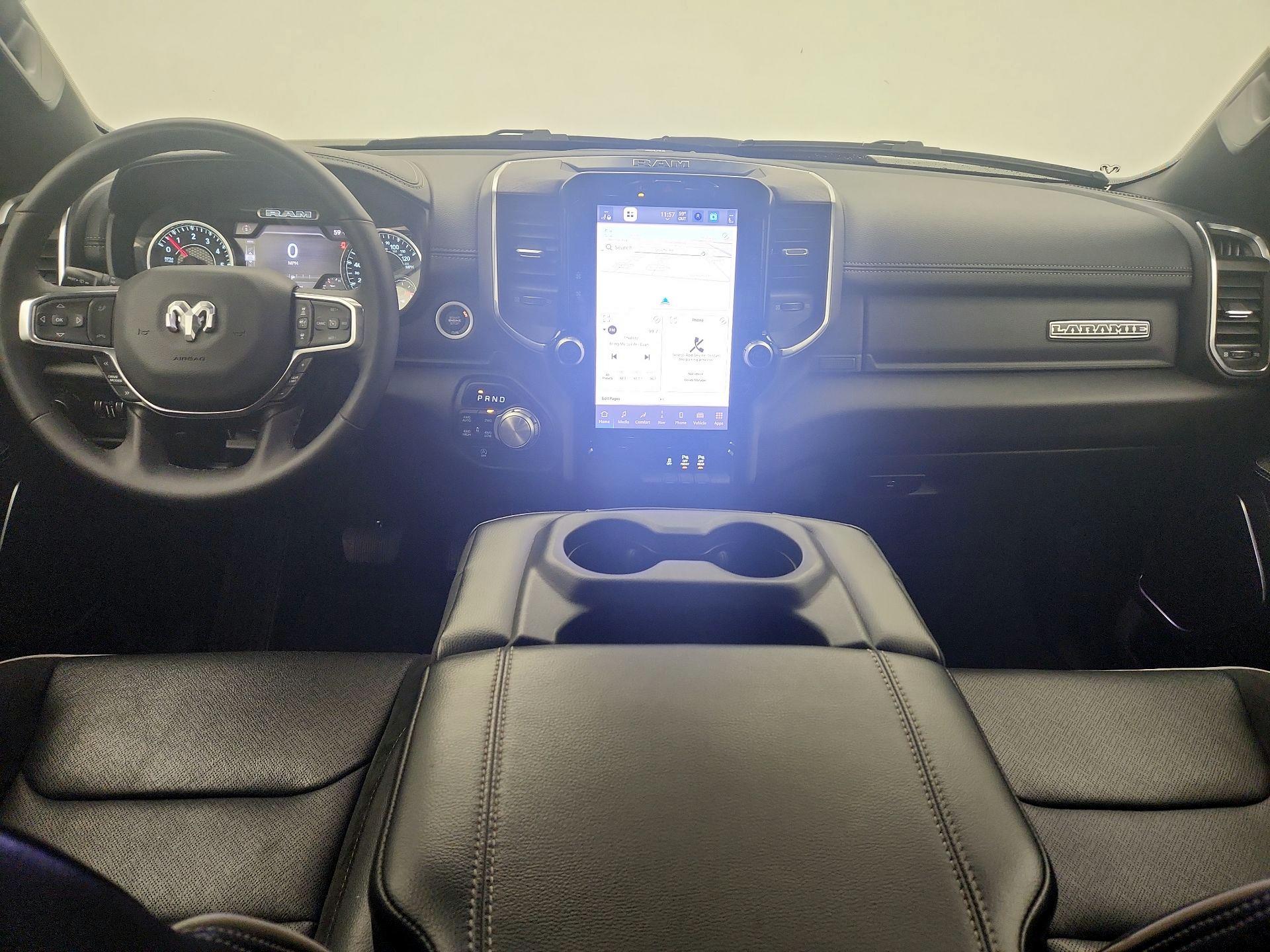 Thumbnail: 2025 RAM 1500 - 9