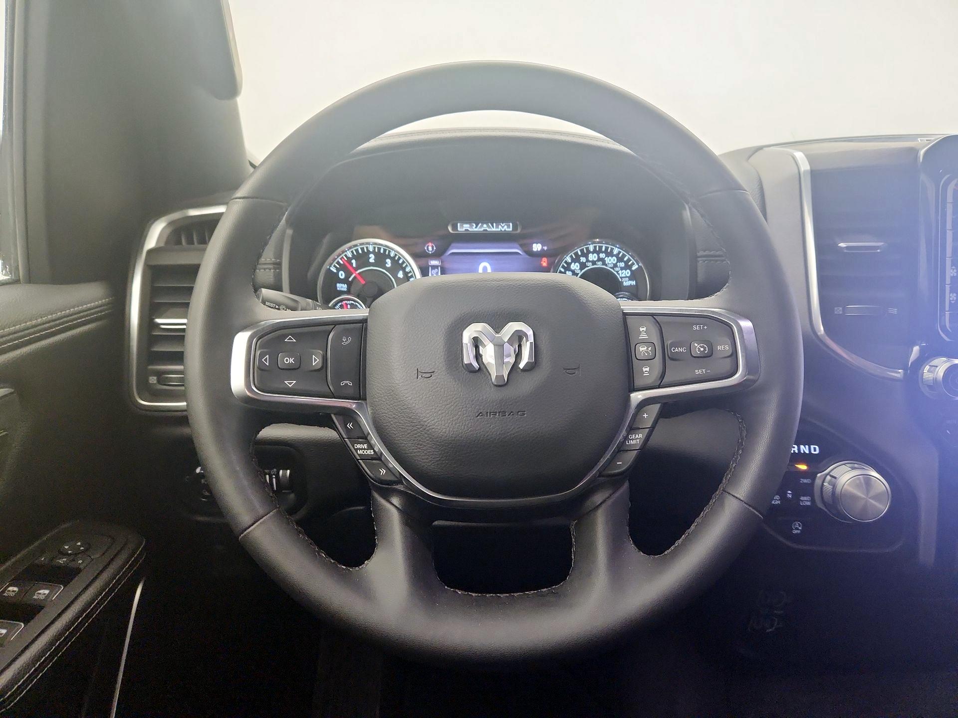 Thumbnail: 2025 RAM 1500 - 10