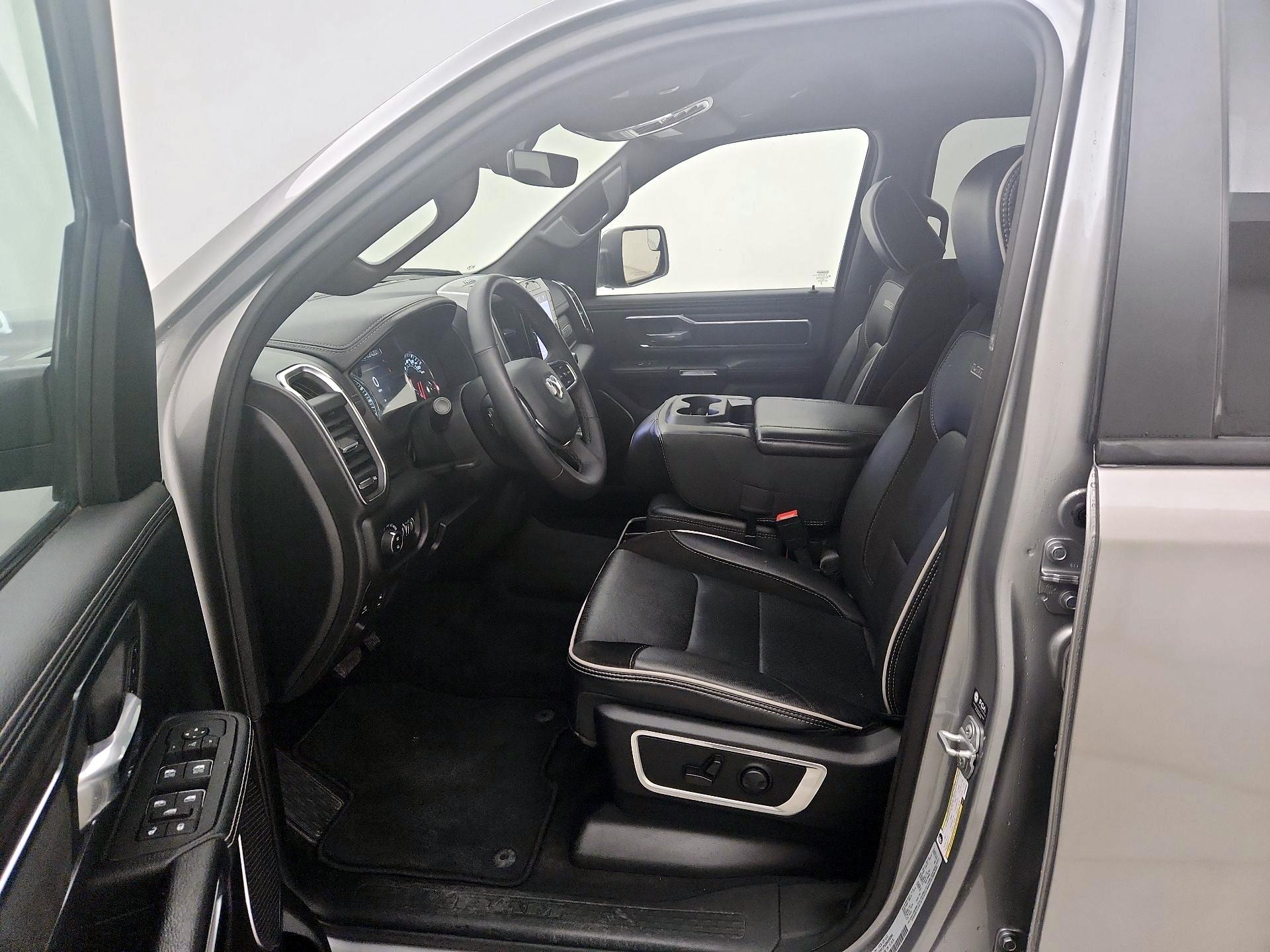 Thumbnail: 2025 RAM 1500 - 11