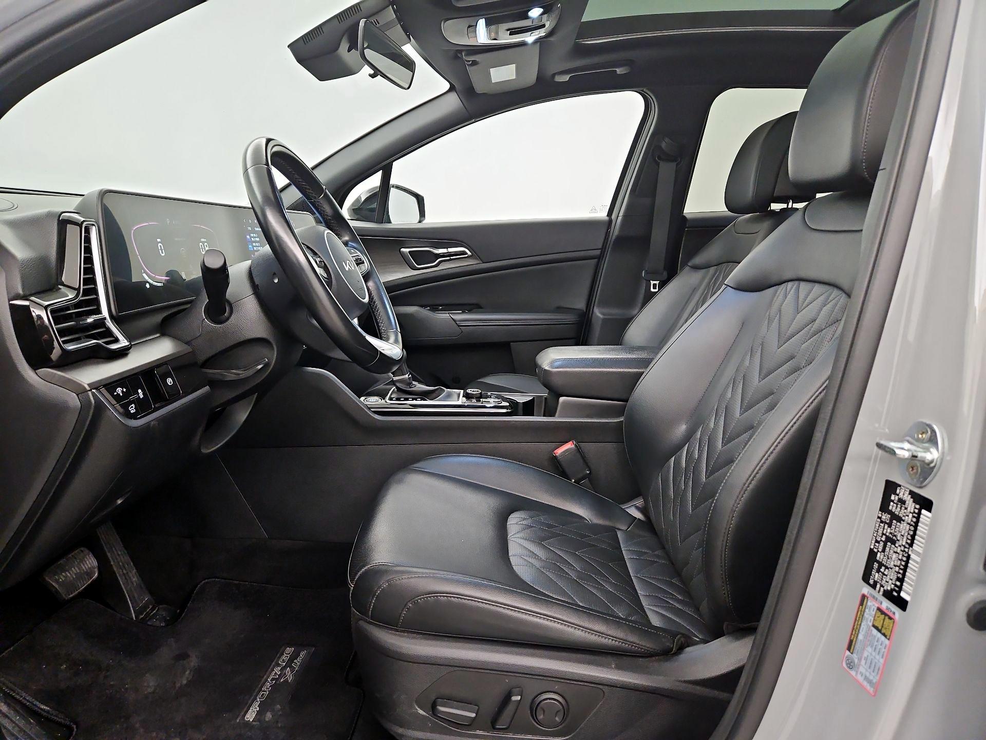 Thumbnail: 2023 Kia Sportage - 11