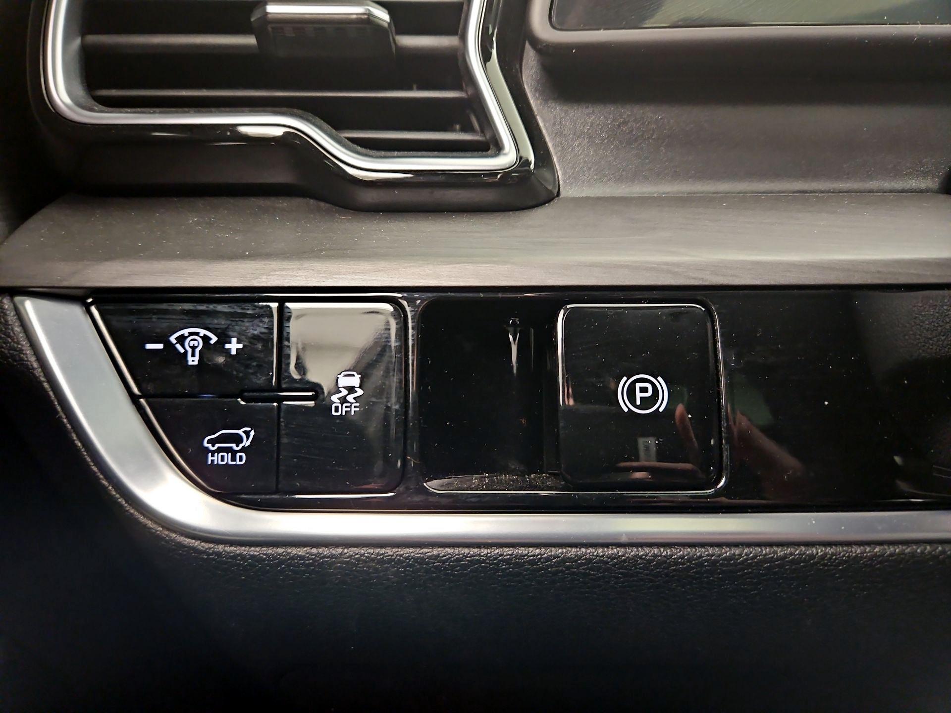 Thumbnail: 2023 Kia Sportage - 13