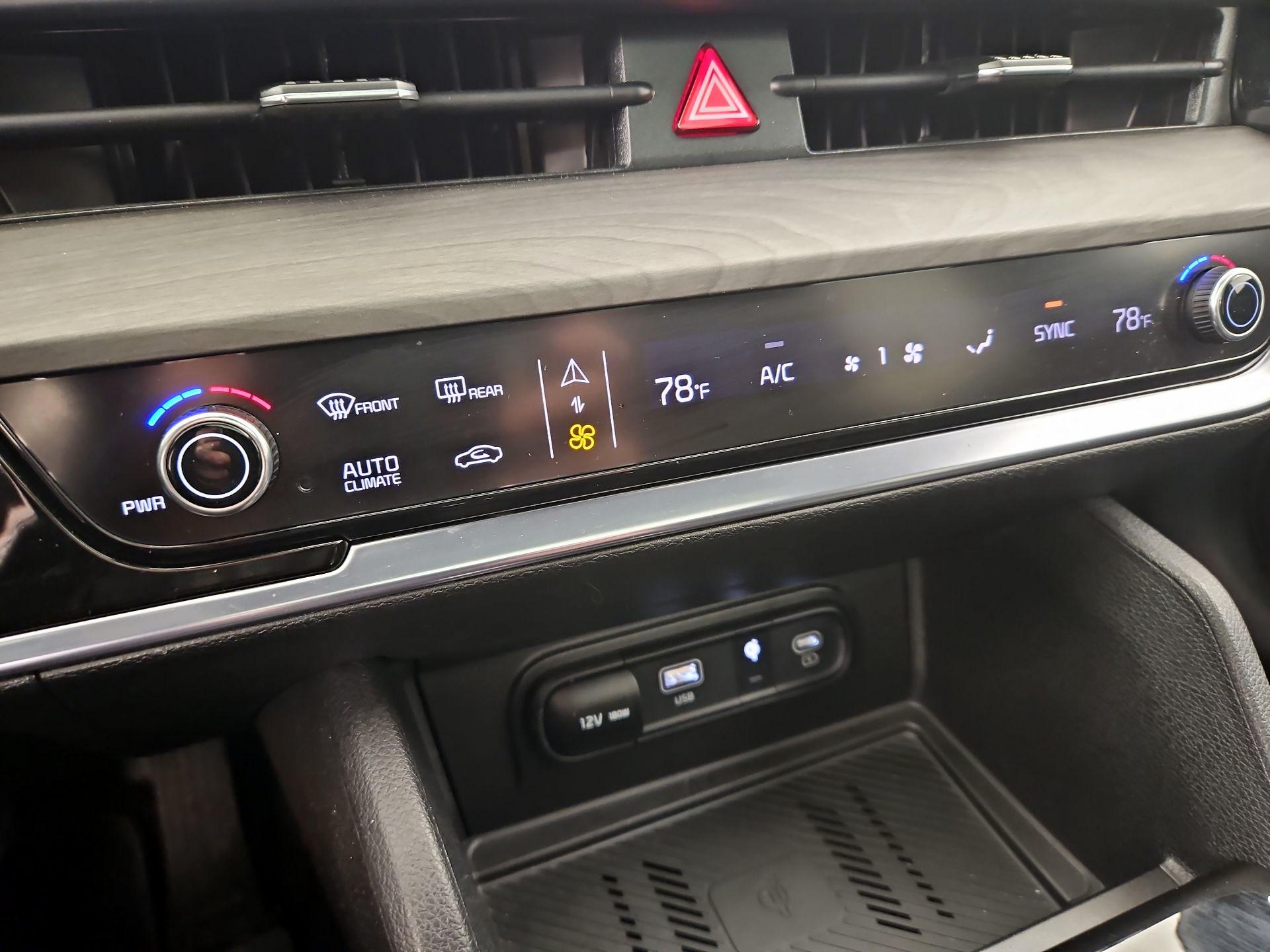 Thumbnail: 2023 Kia Sportage - 17