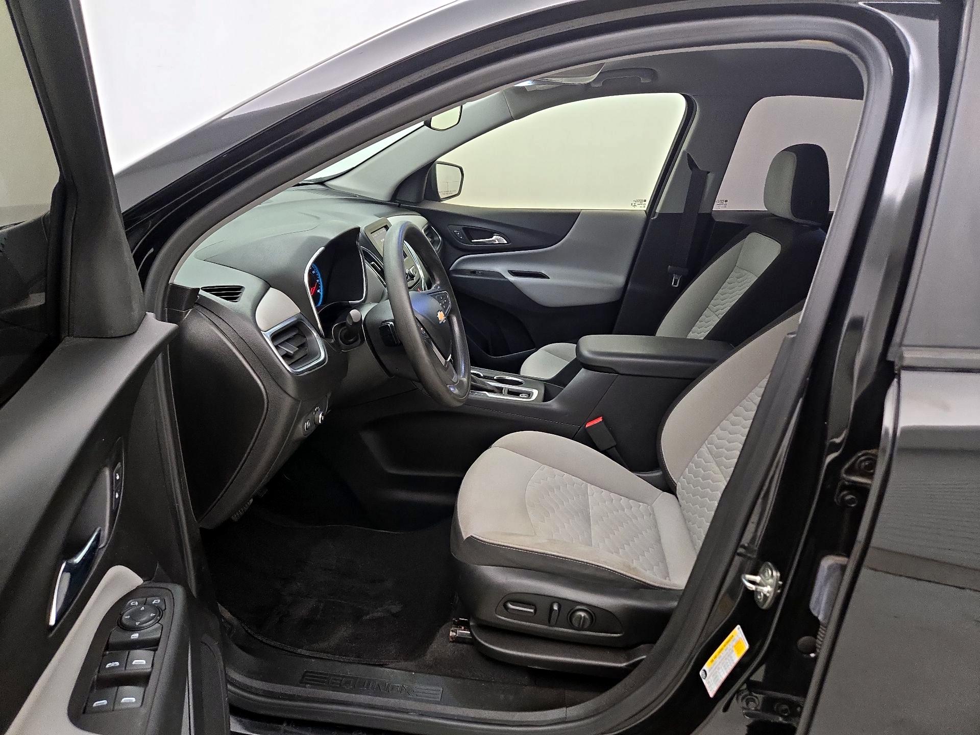 Thumbnail: 2021 Chevrolet Equinox - 11