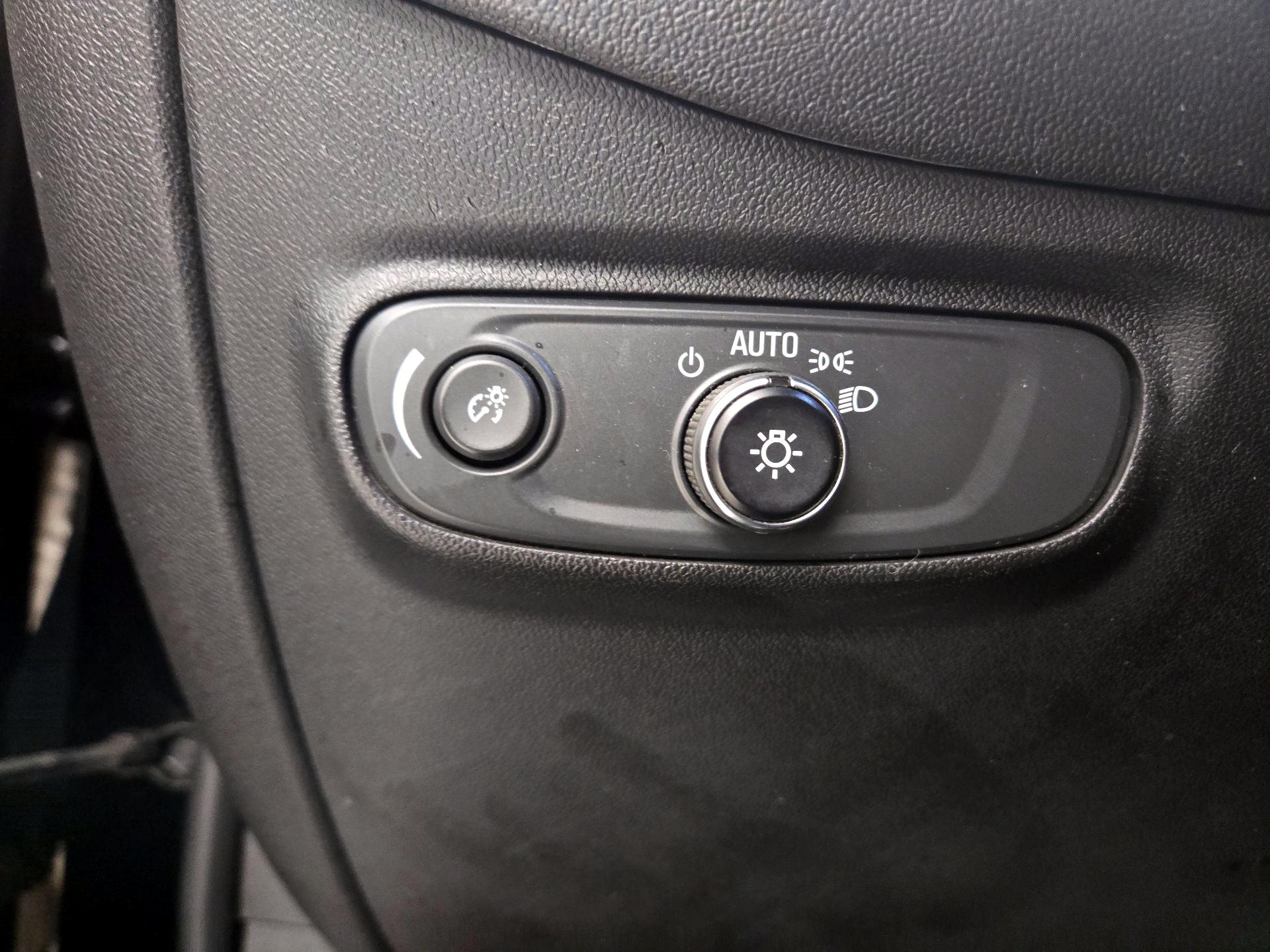 Thumbnail: 2021 Chevrolet Equinox - 13