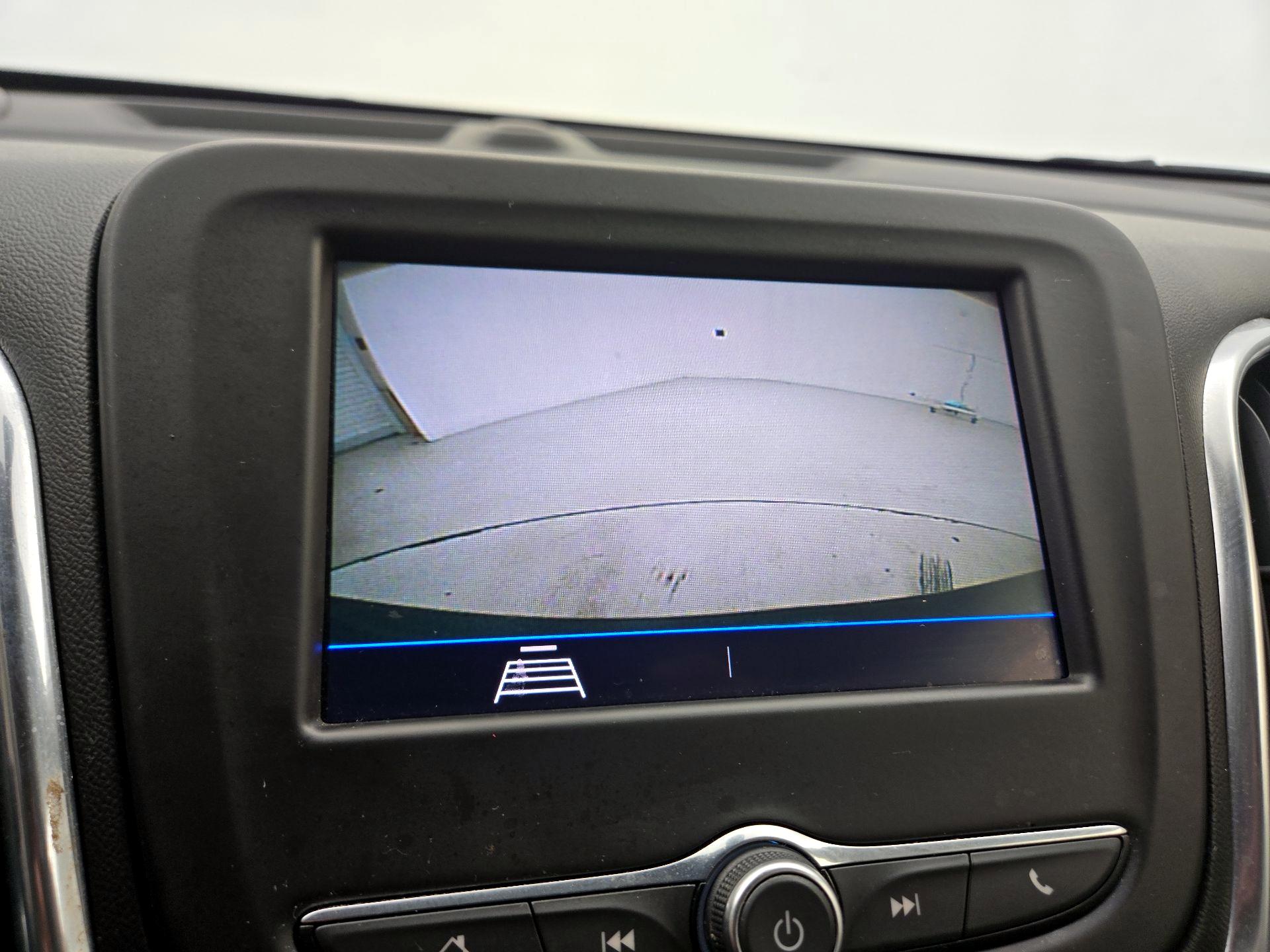 Thumbnail: 2021 Chevrolet Equinox - 14