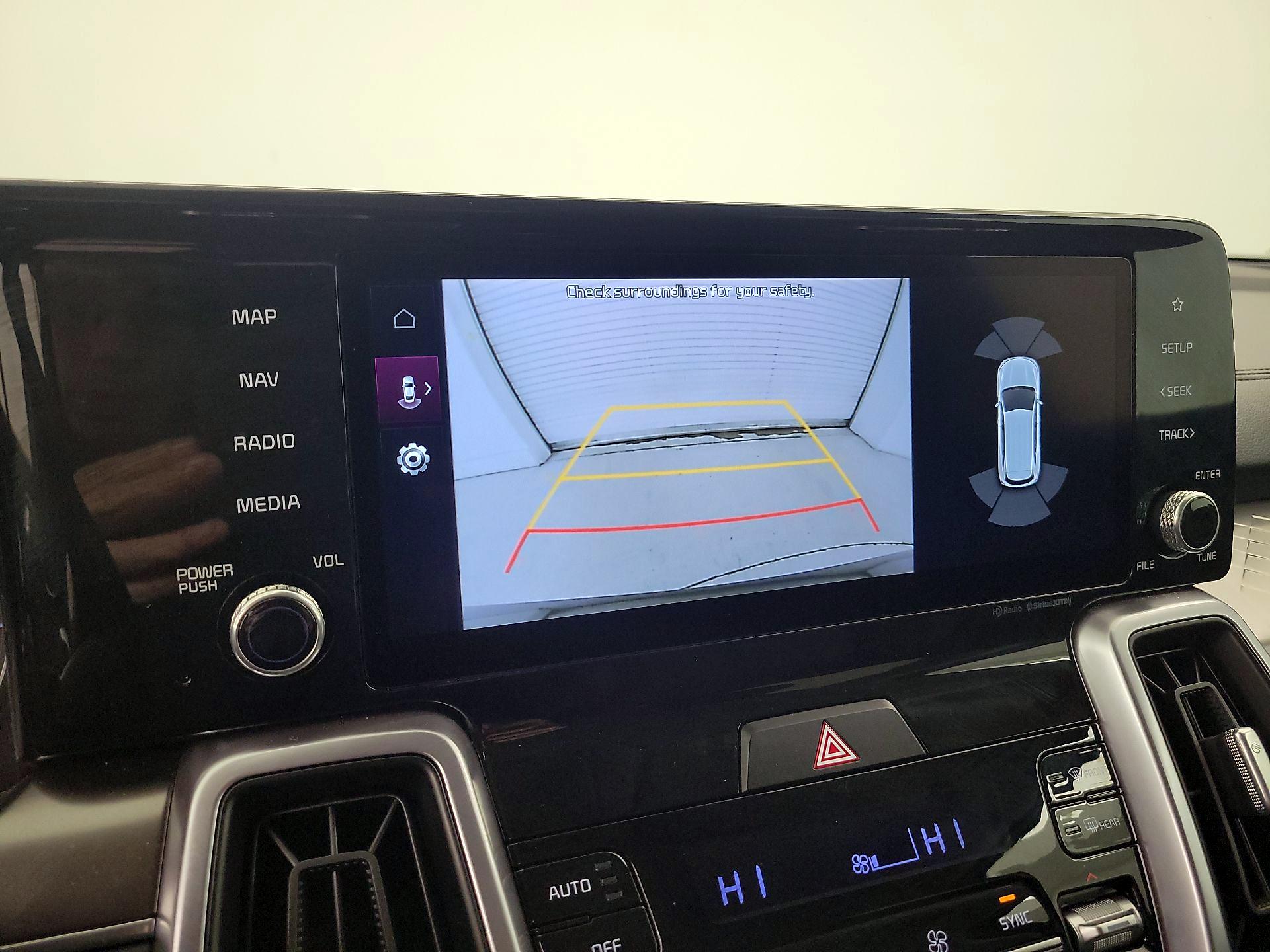 Thumbnail: 2023 Kia Sorento - 15