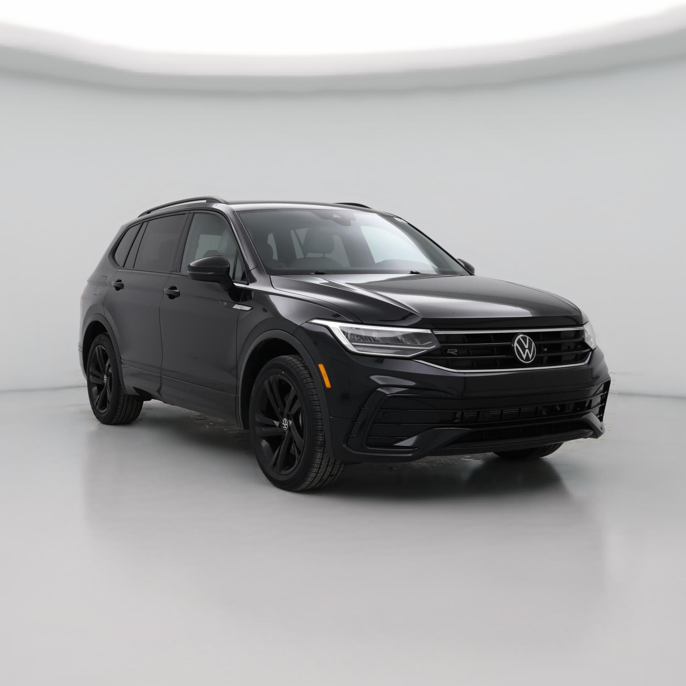 Thumbnail: 2023 Volkswagen Tiguan - 1