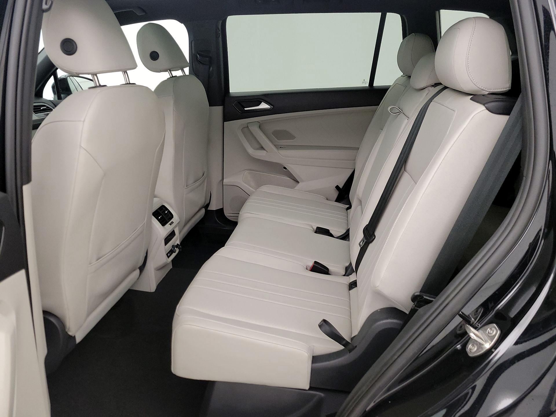 Thumbnail: 2023 Volkswagen Tiguan - 20