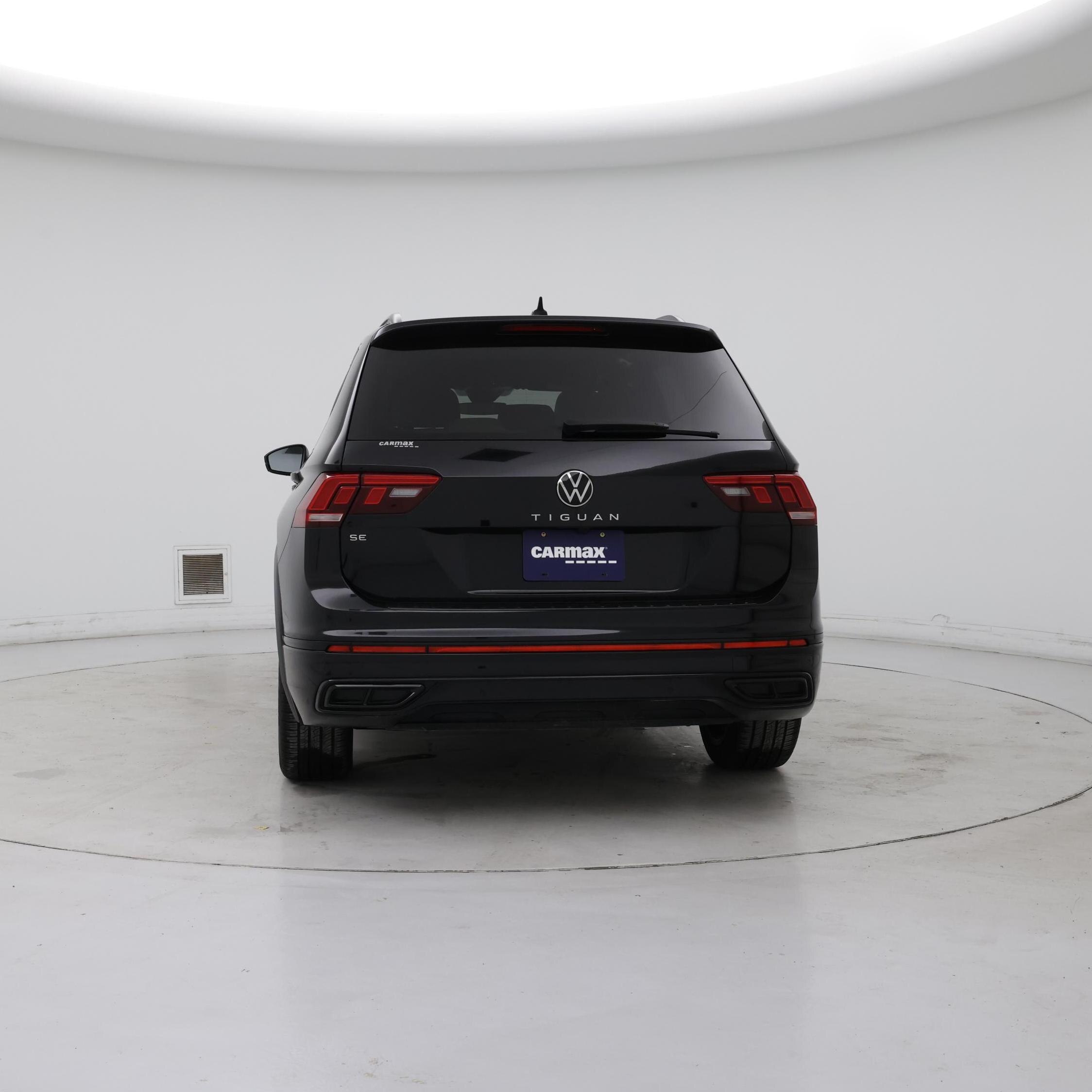 Thumbnail: 2023 Volkswagen Tiguan - 6