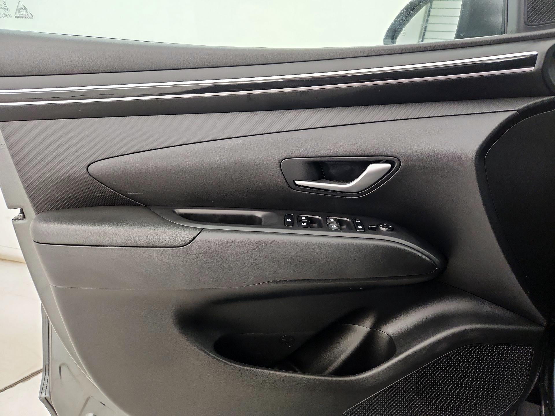 Thumbnail: 2023 Hyundai Tucson - 12