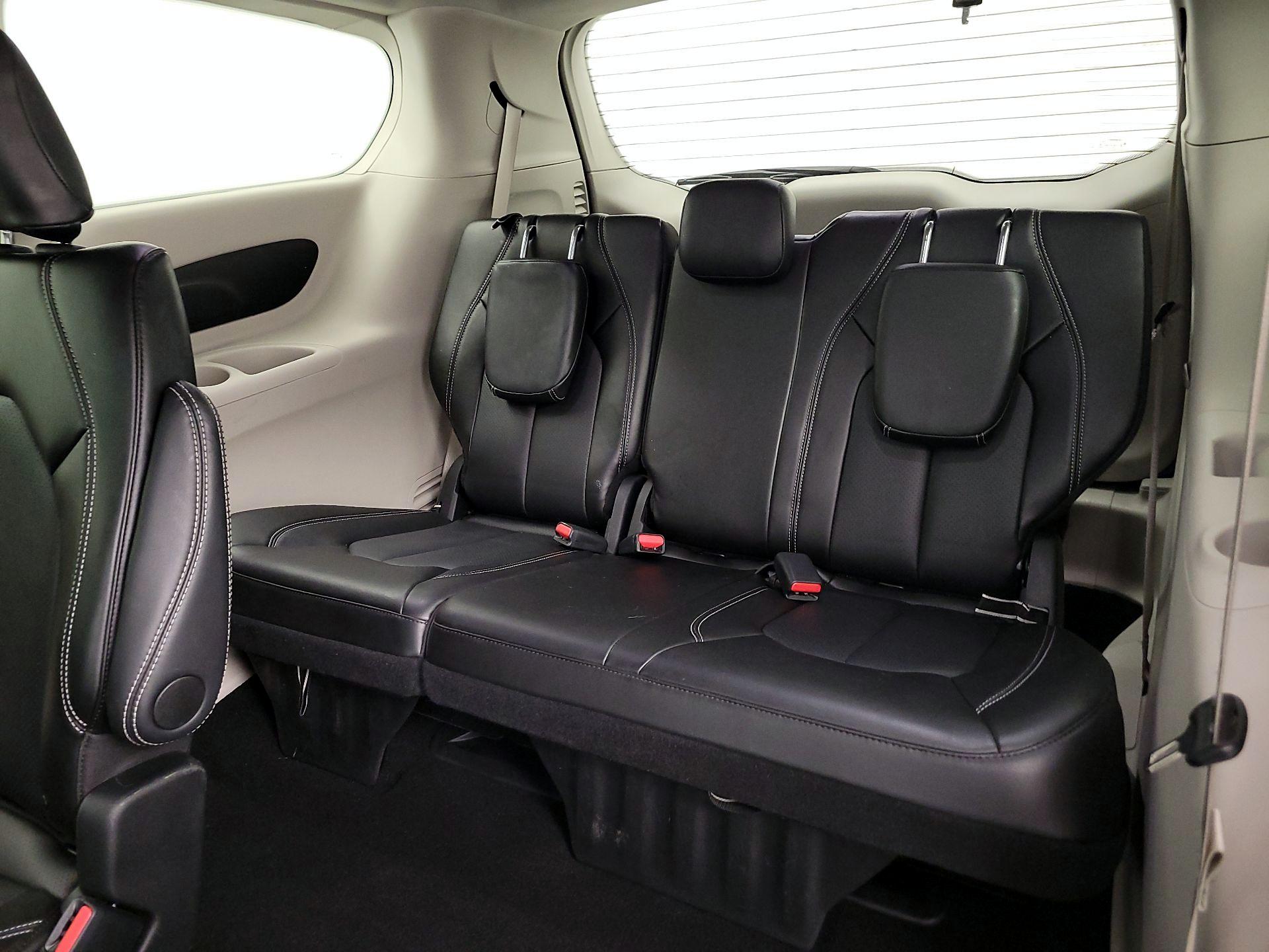 Thumbnail: 2024 Chrysler Pacifica - 20