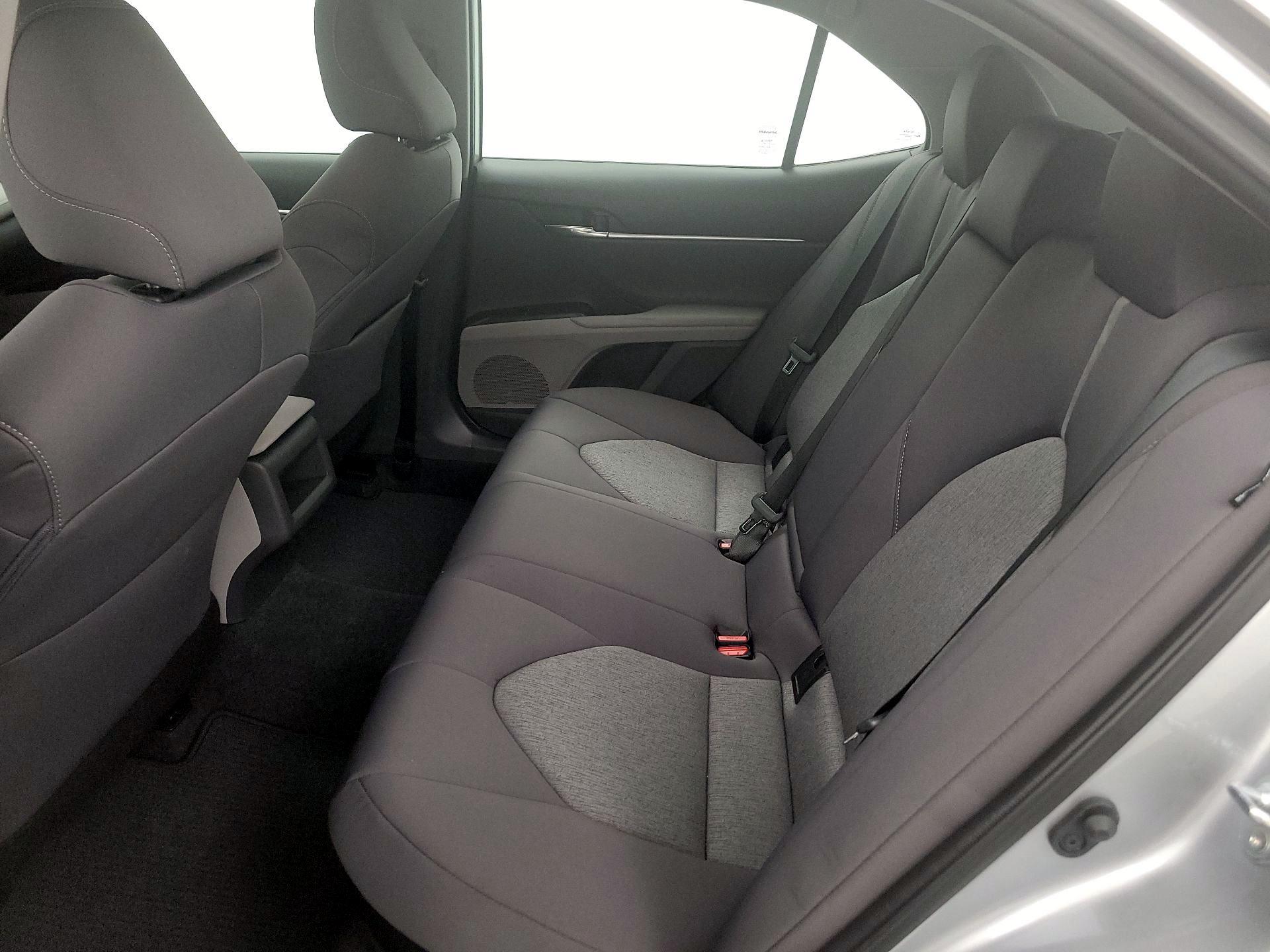 Thumbnail: 2022 Toyota Camry - 19