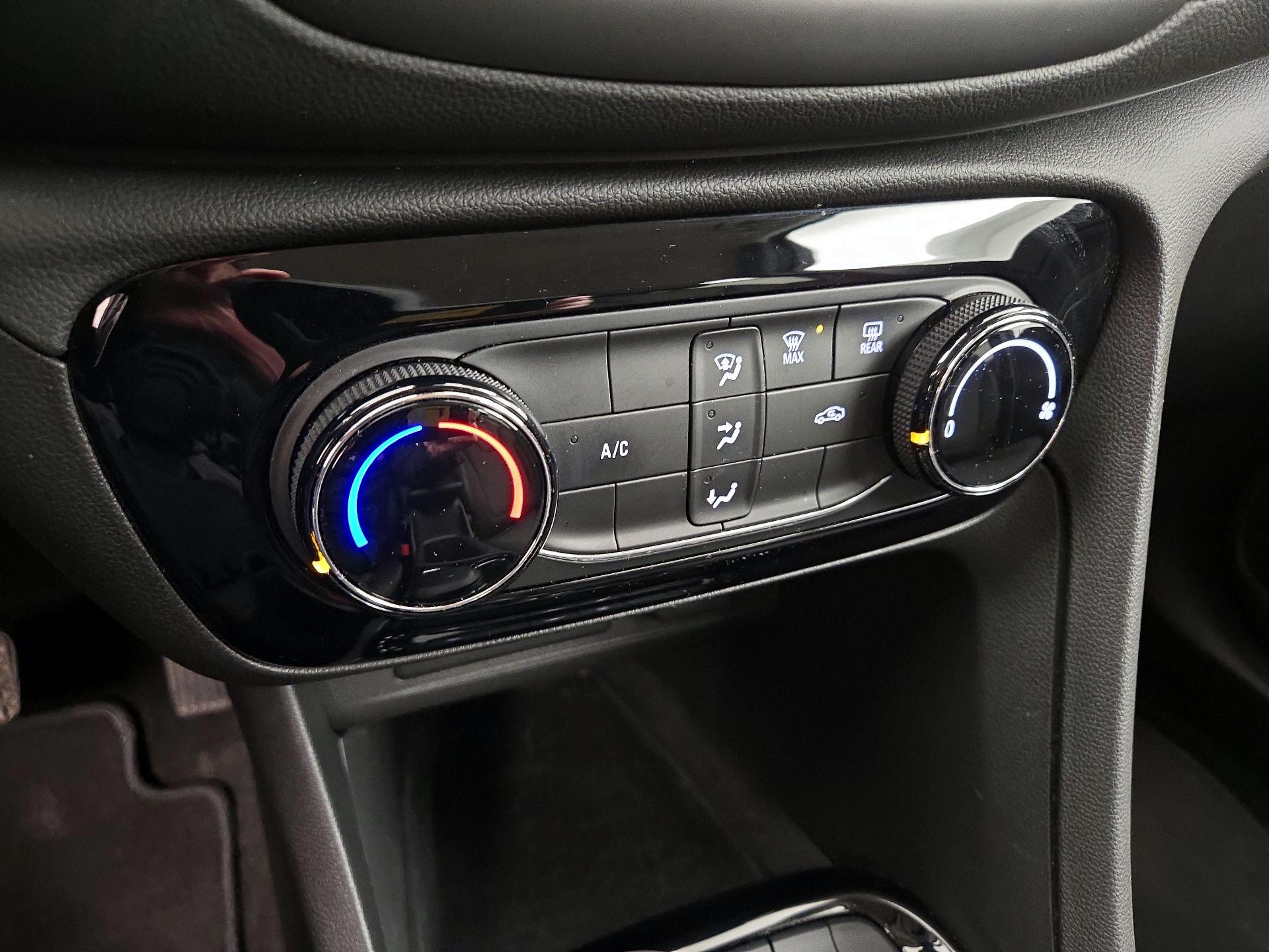 Thumbnail: 2023 Buick Encore GX - 16