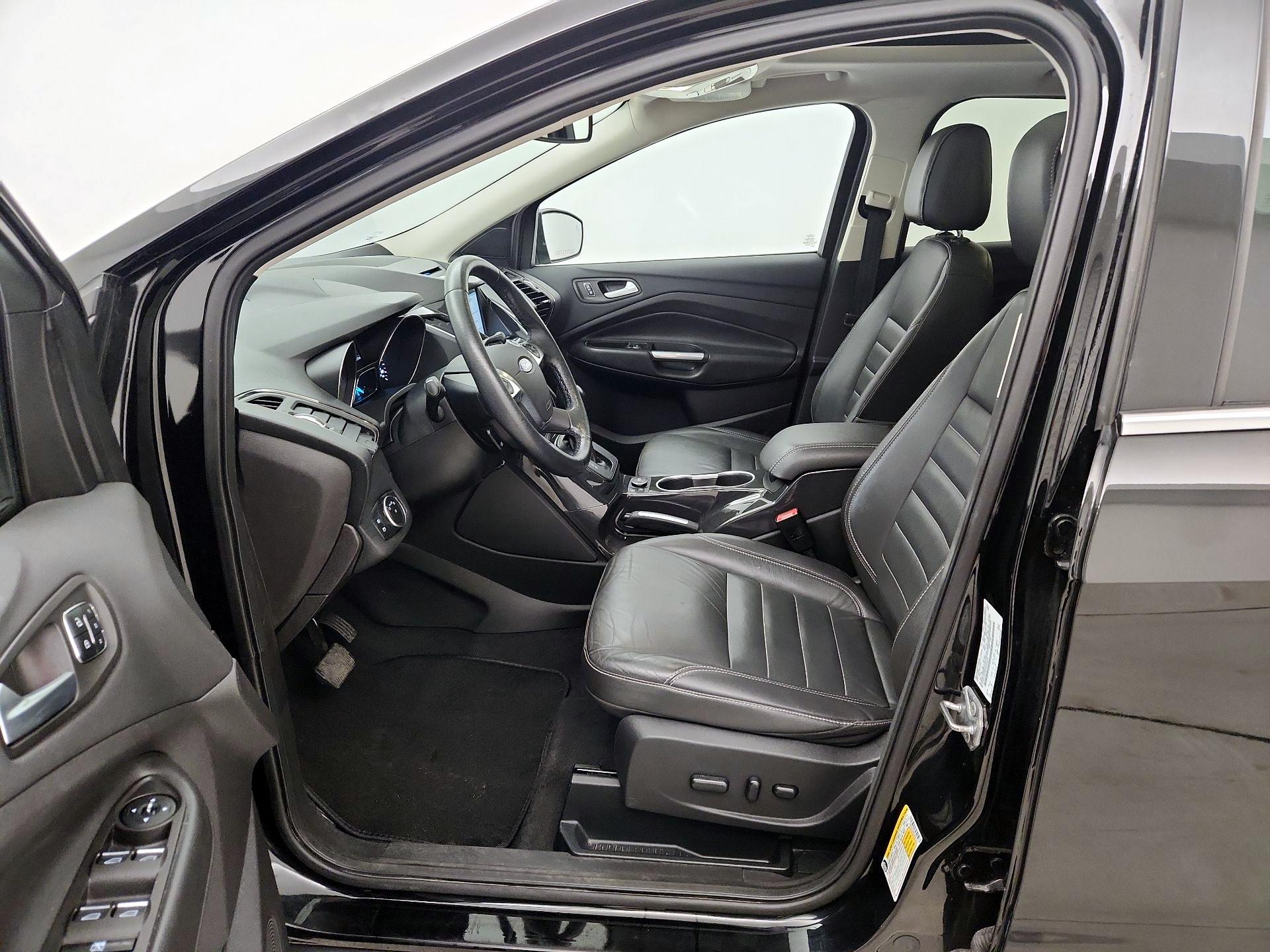 Thumbnail: 2016 Ford Escape - 11