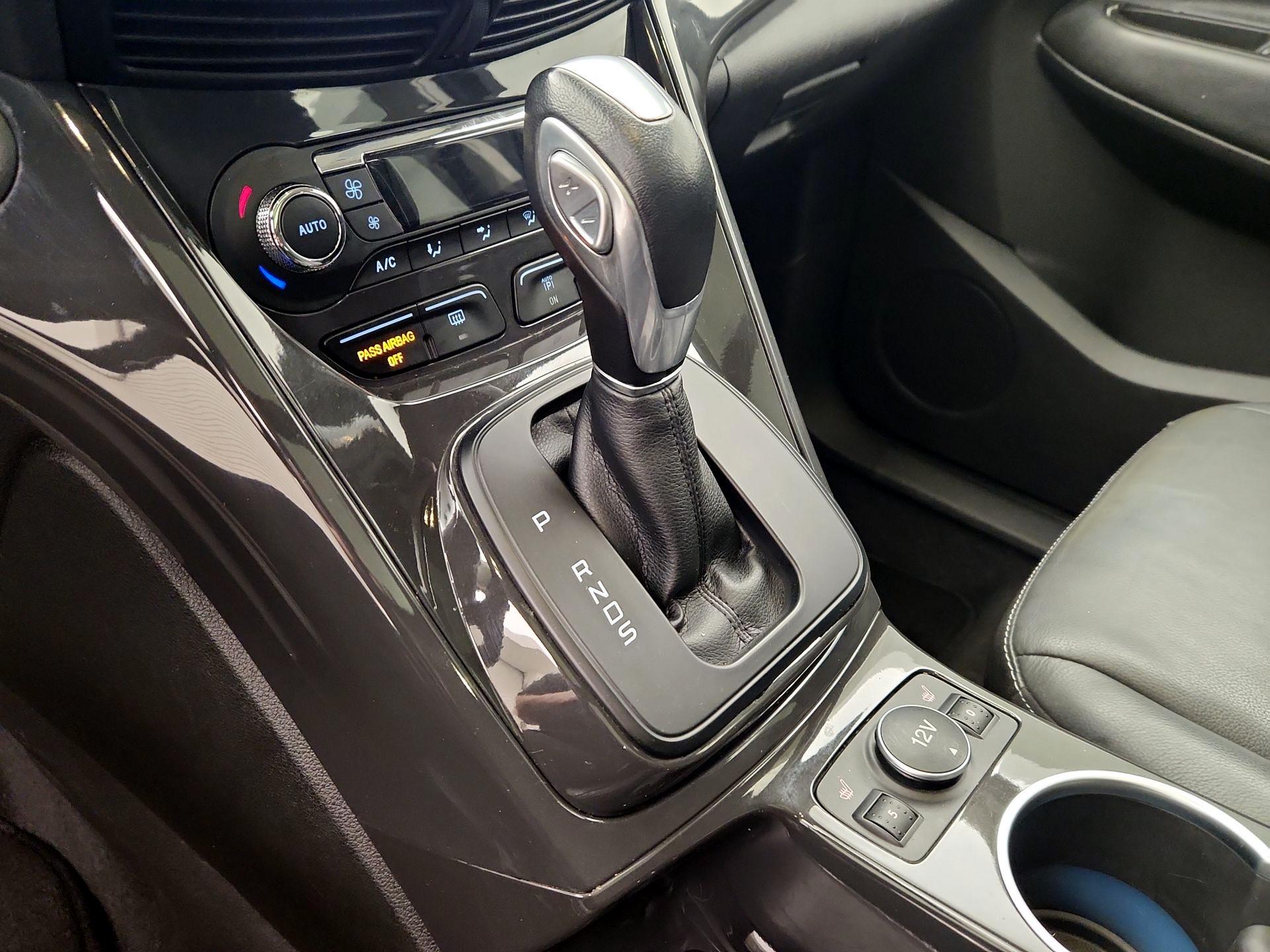 Thumbnail: 2016 Ford Escape - 18