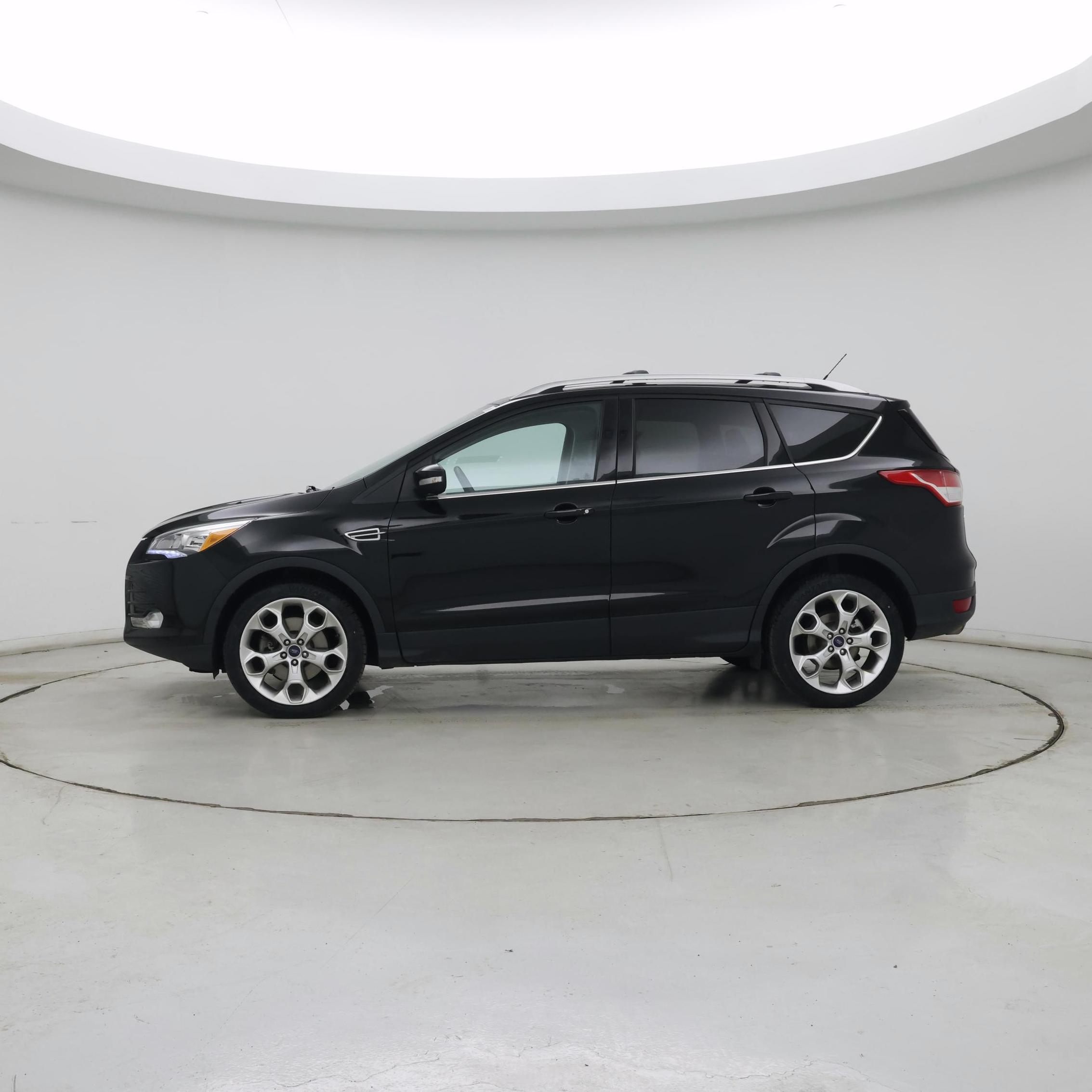 Thumbnail: 2016 Ford Escape - 3