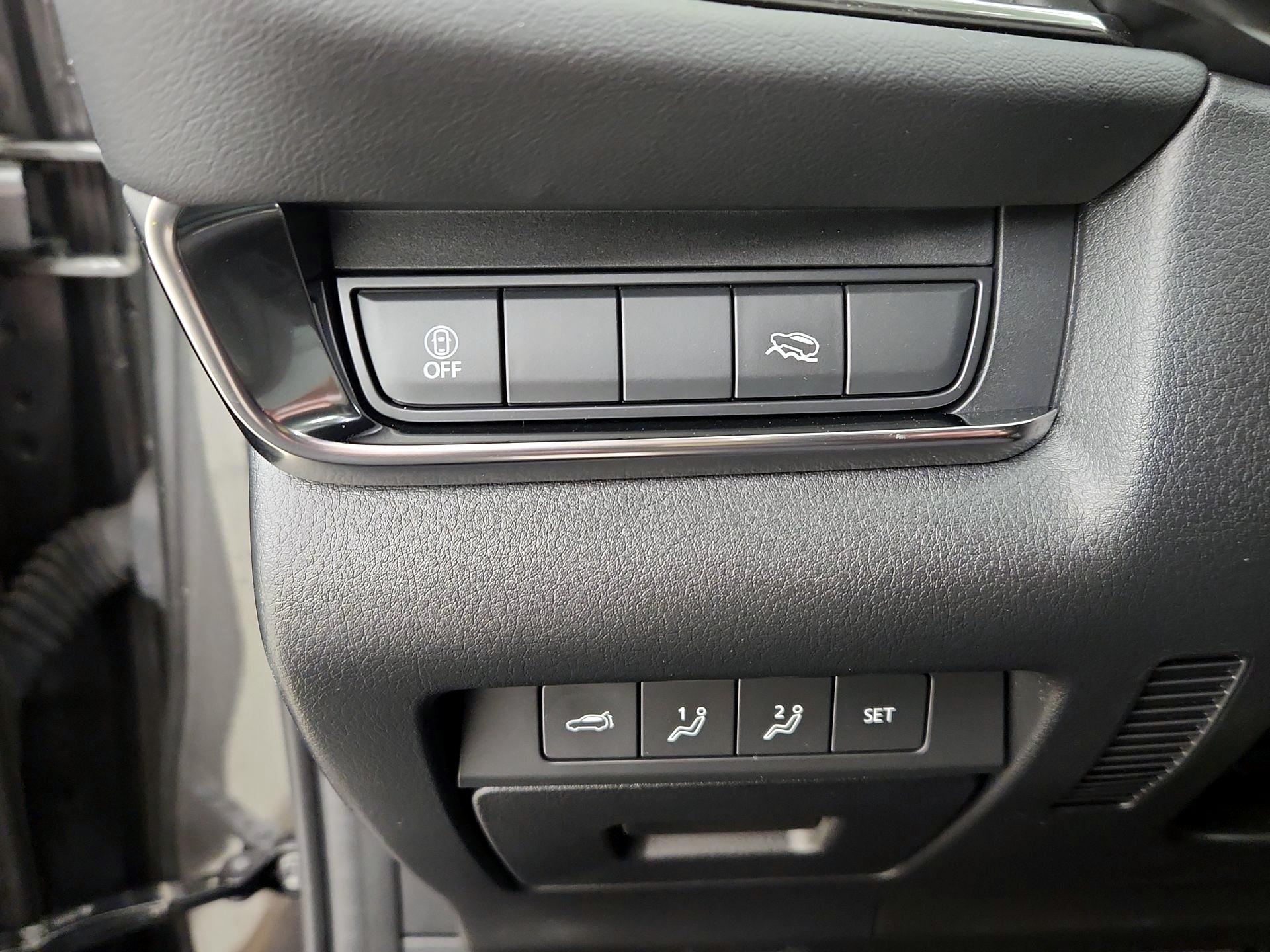 Thumbnail: 2023 Mazda CX-30 - 13